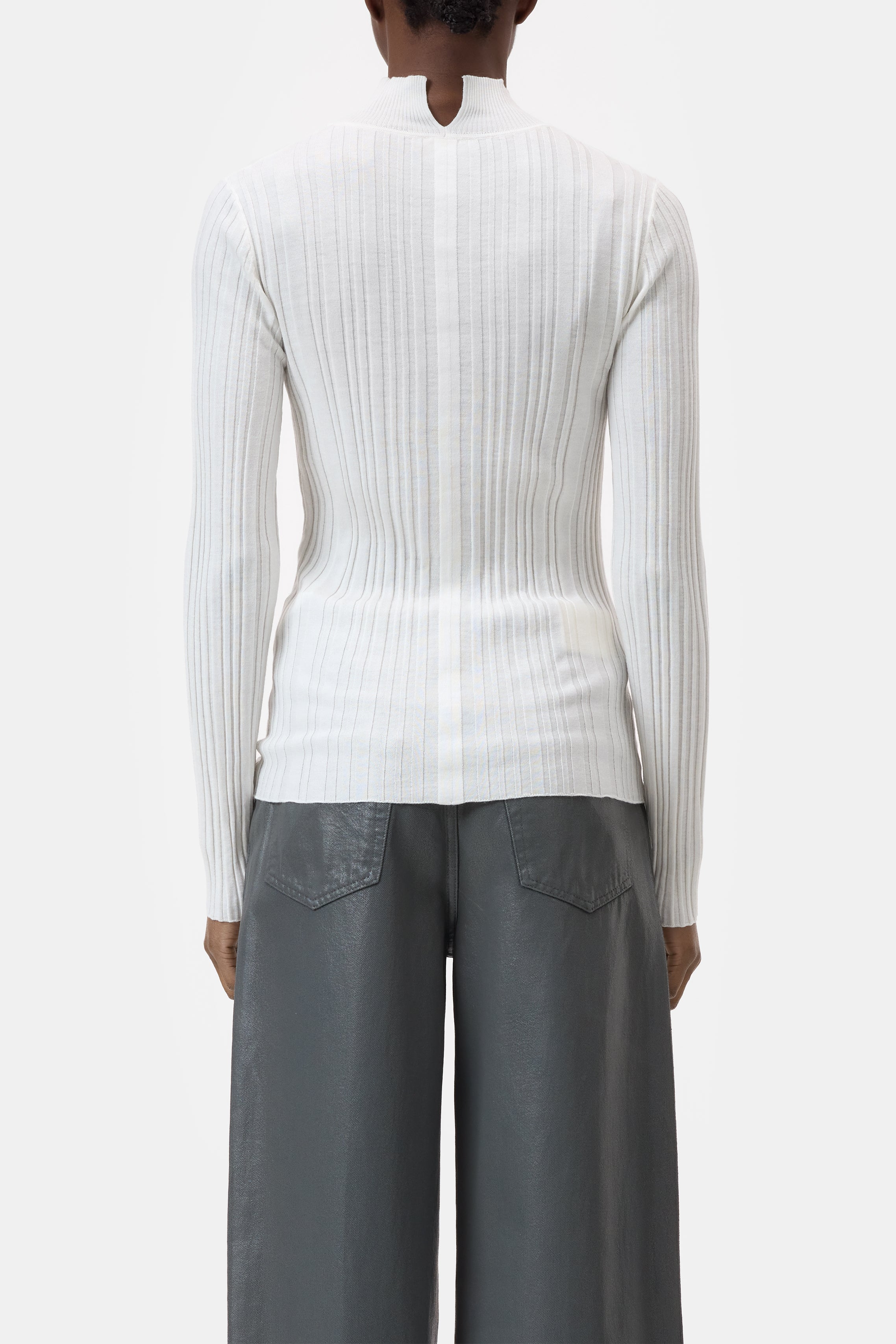 SLIM TURTLE NECK
