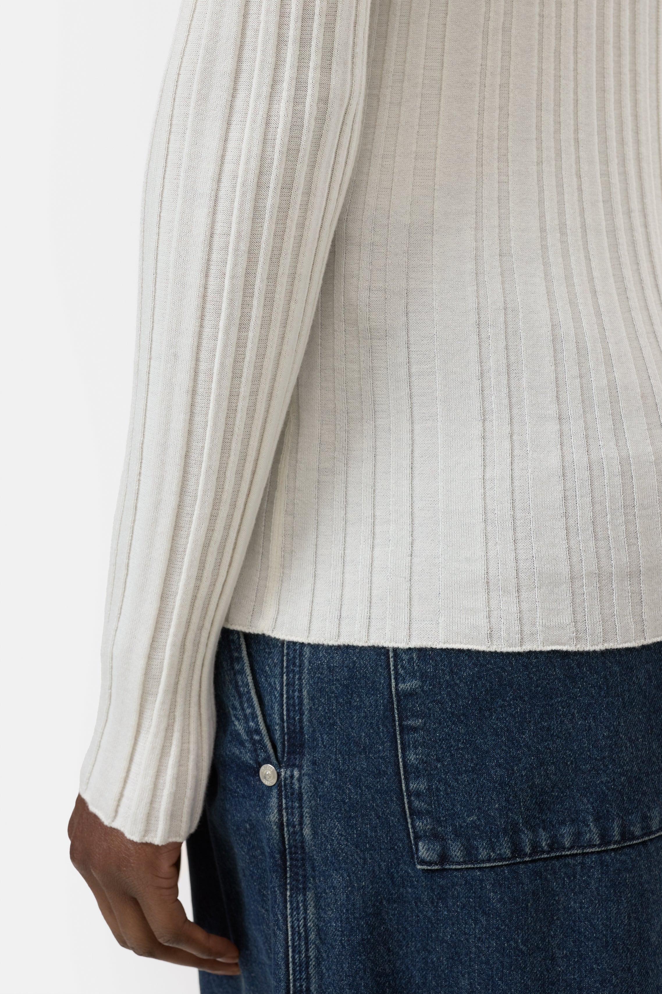 SLIM TURTLE NECK