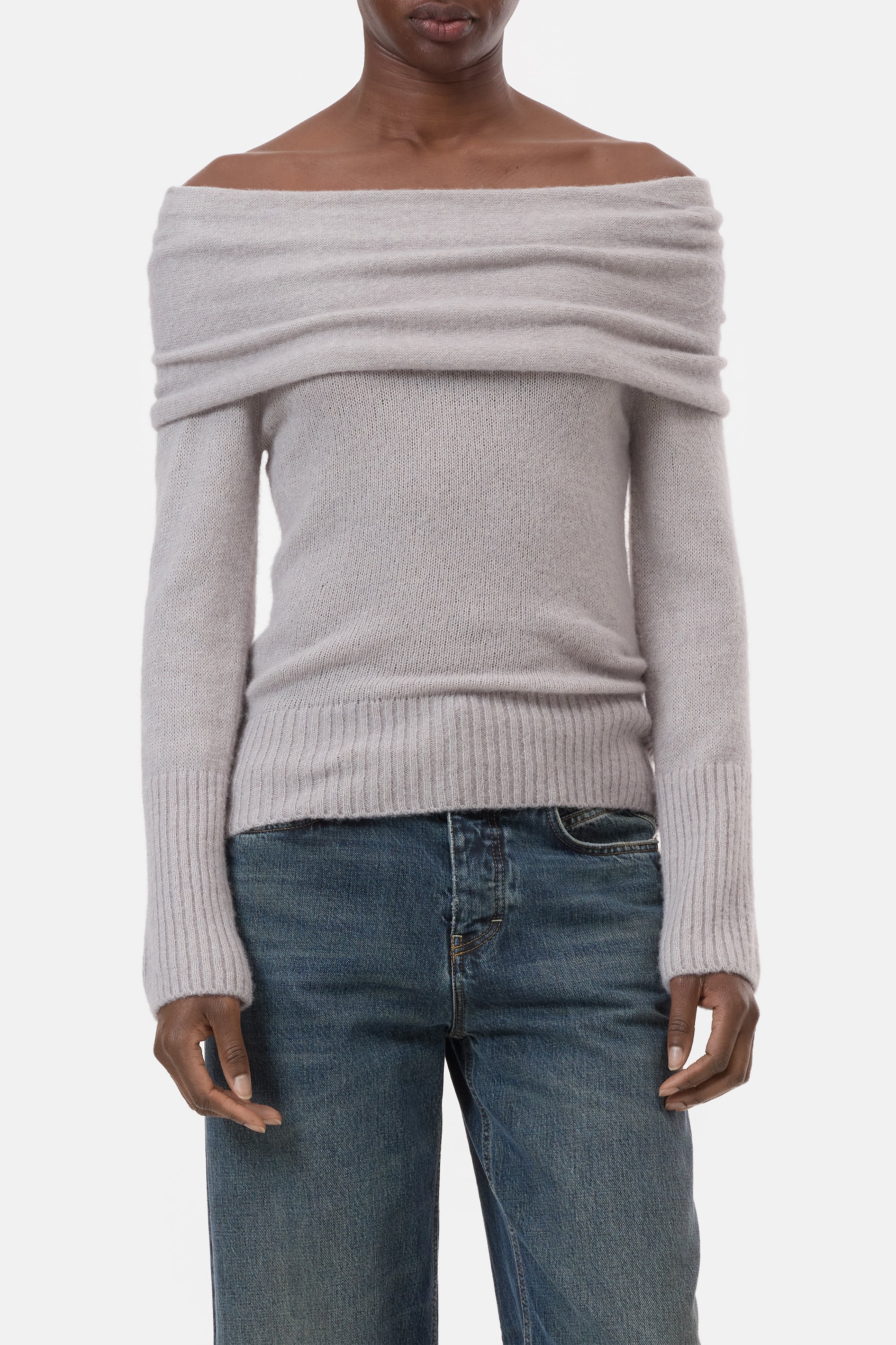 WIDE COLLAR LONG SLEEVE