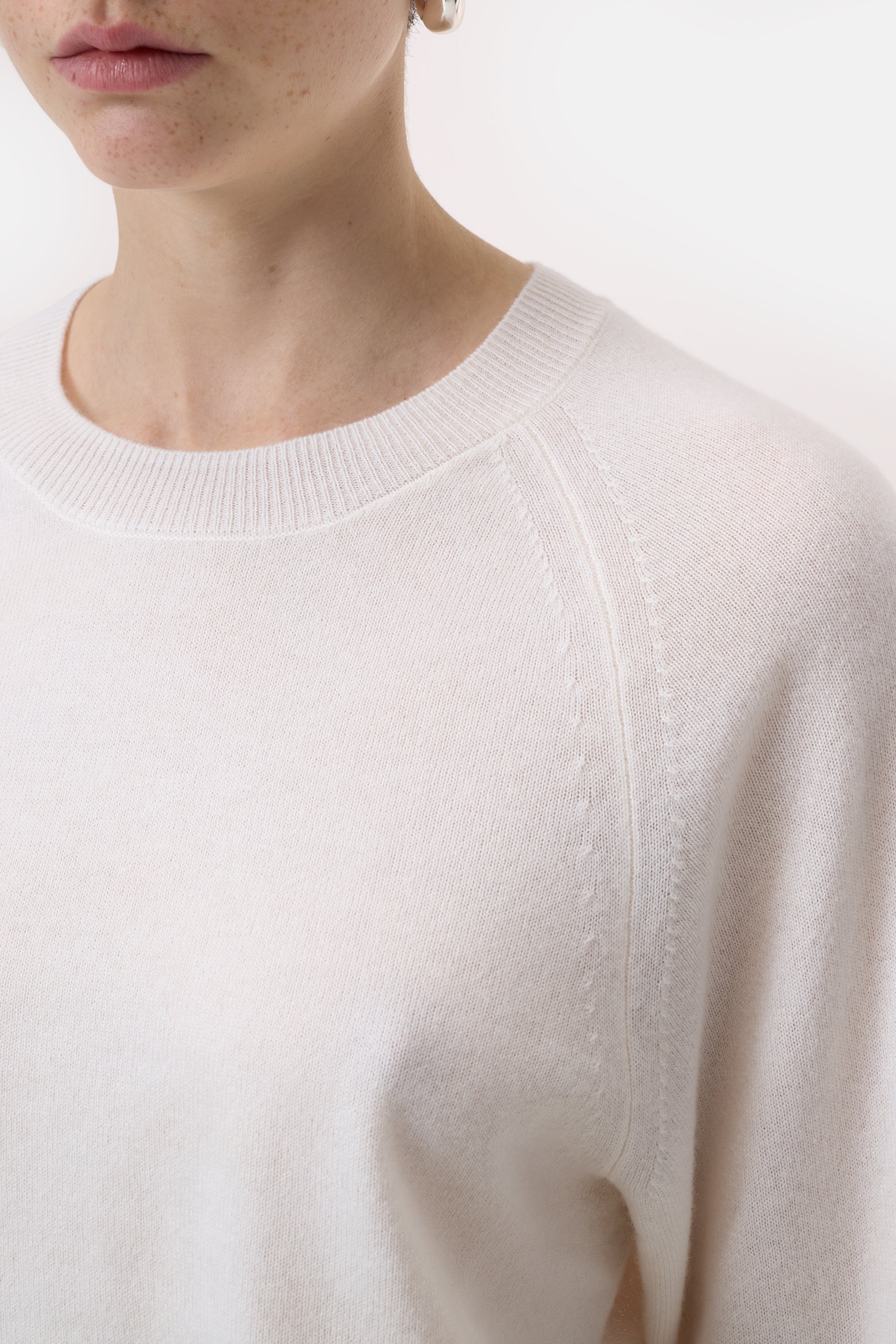 CREW NECK CROPPED-Strick & Pullover-Closed-ARCHIVIST