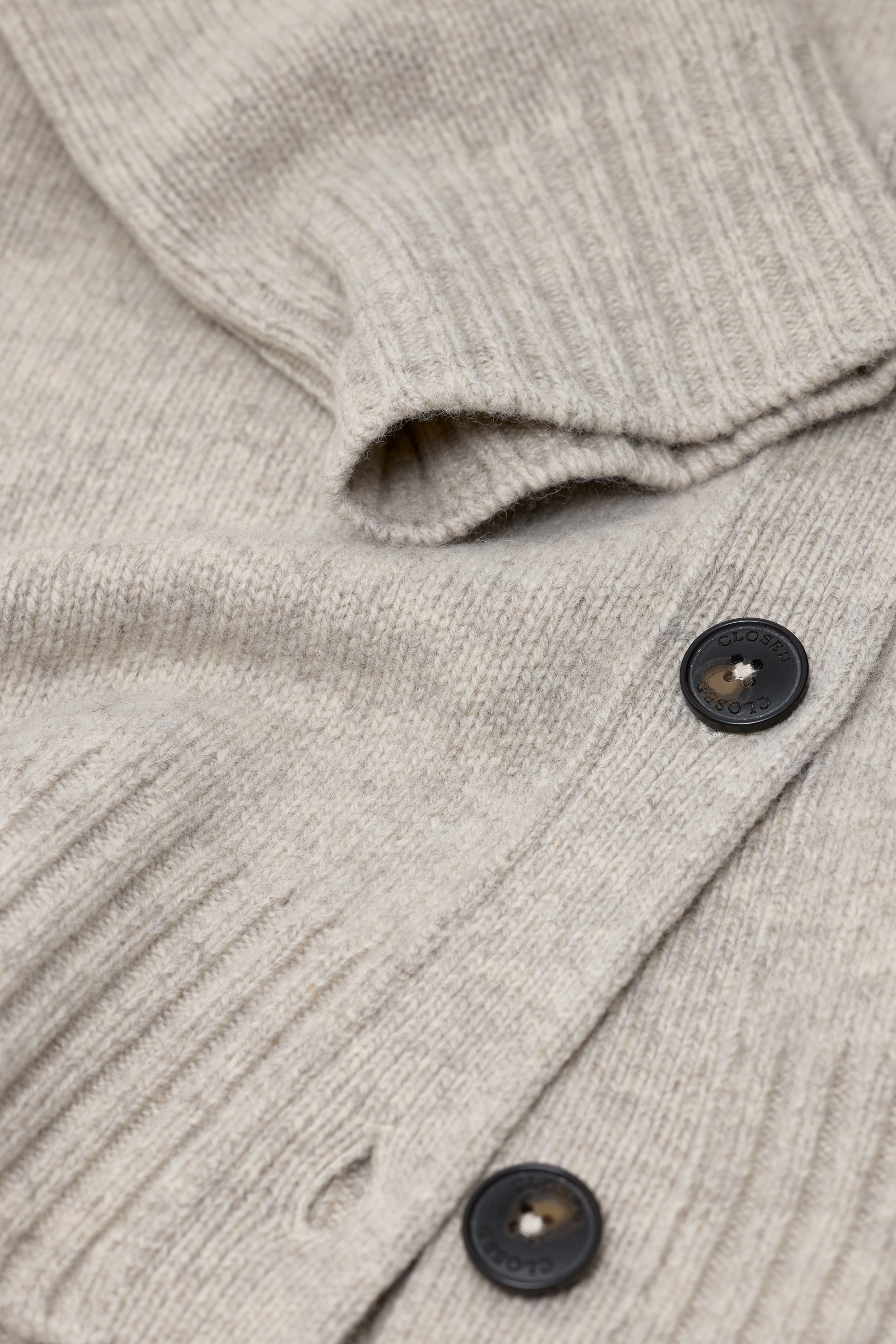 ROLLNECK CARDIGAN