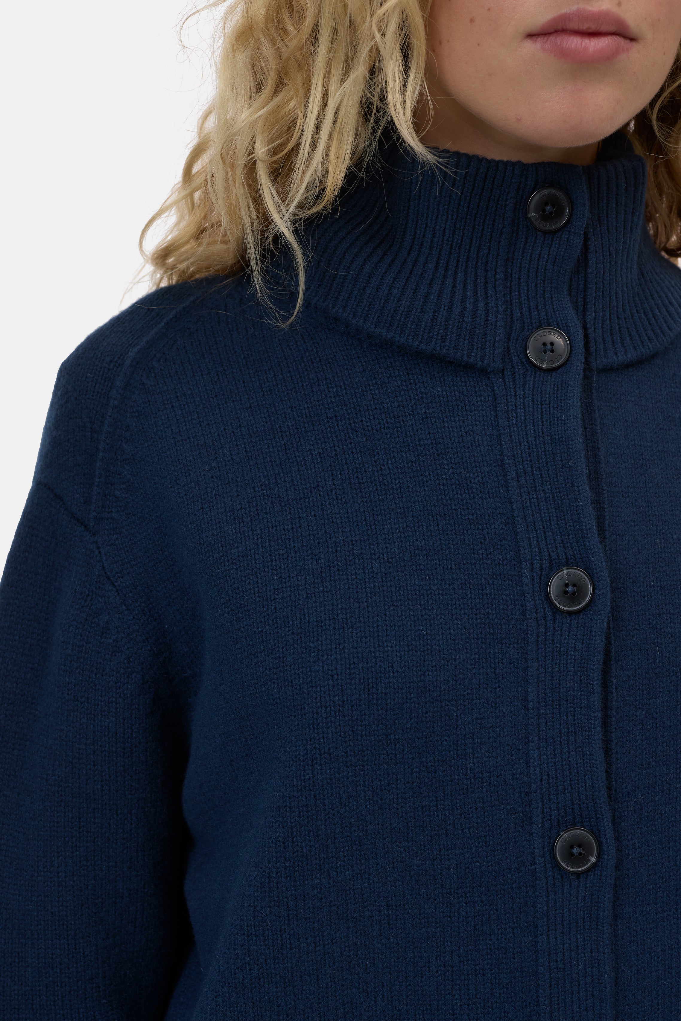 ROLLNECK CARDIGAN