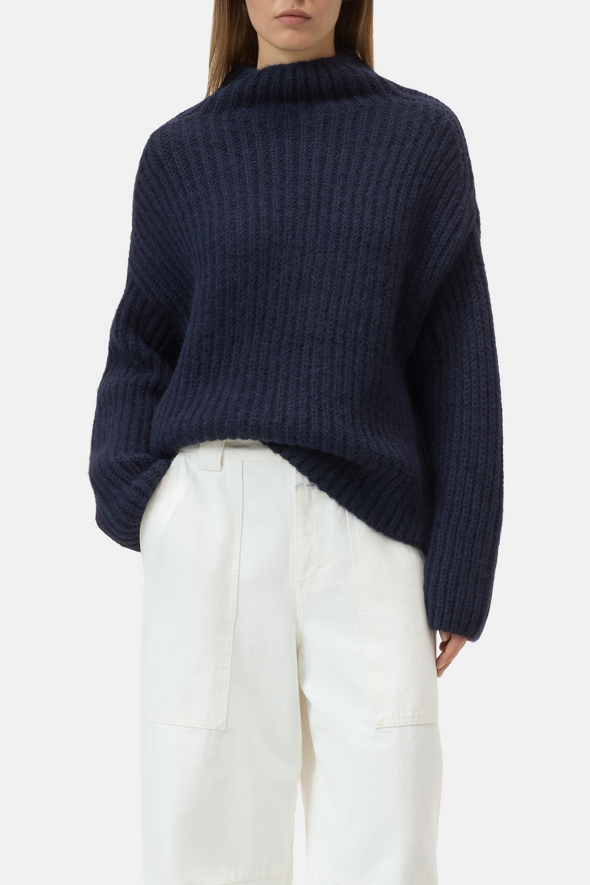 HIGH NECK LONG SLEEVE