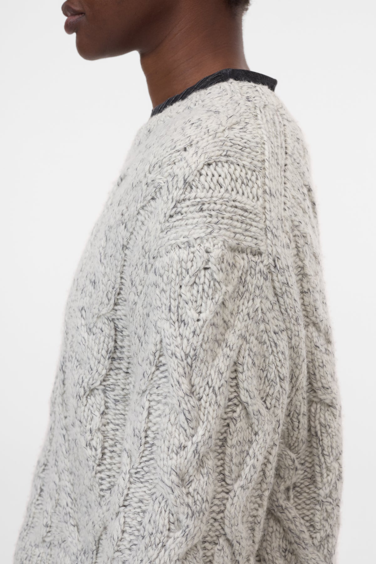 Crew neck long sleeve