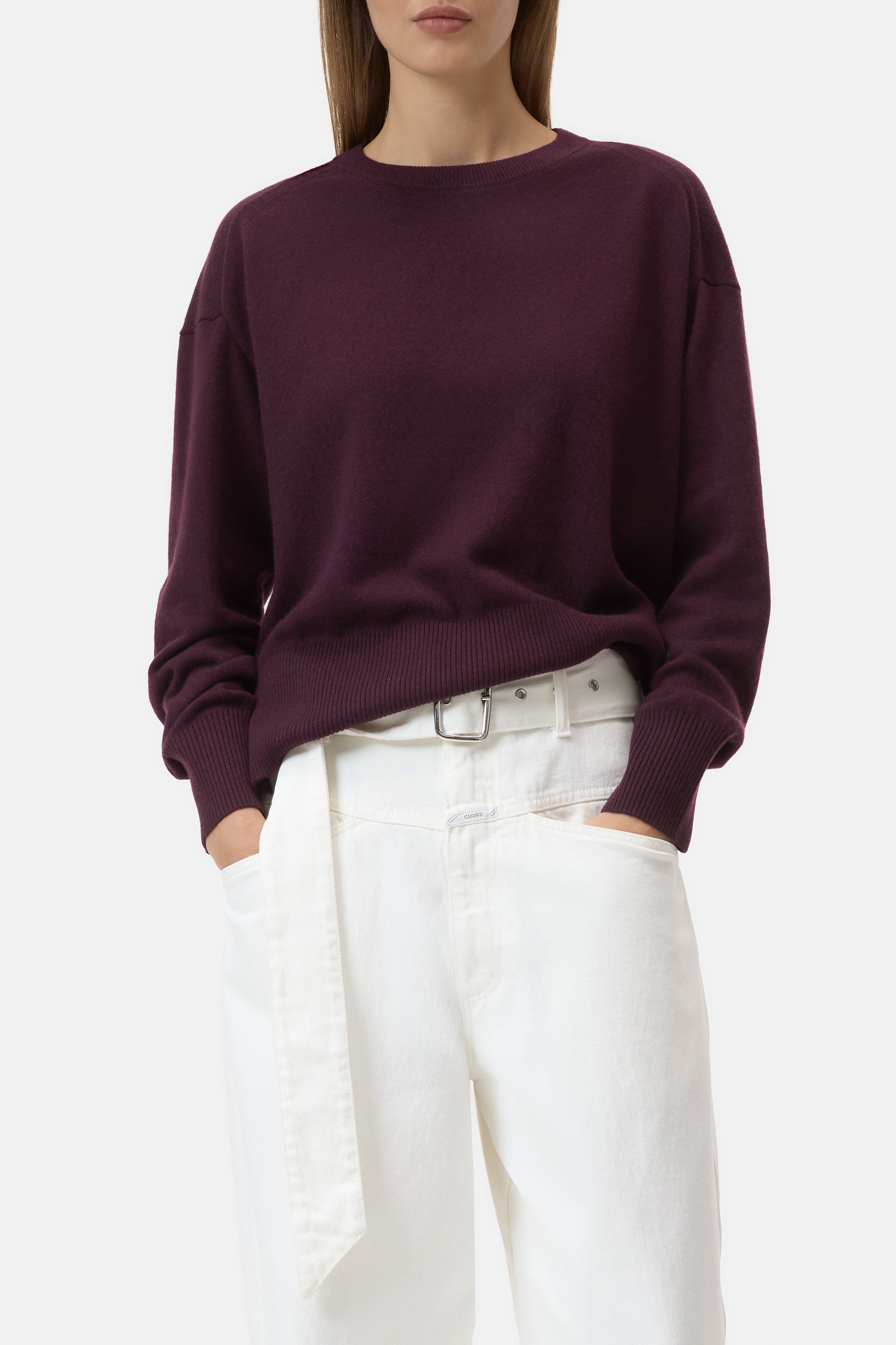CREW NECK WITH SLITS