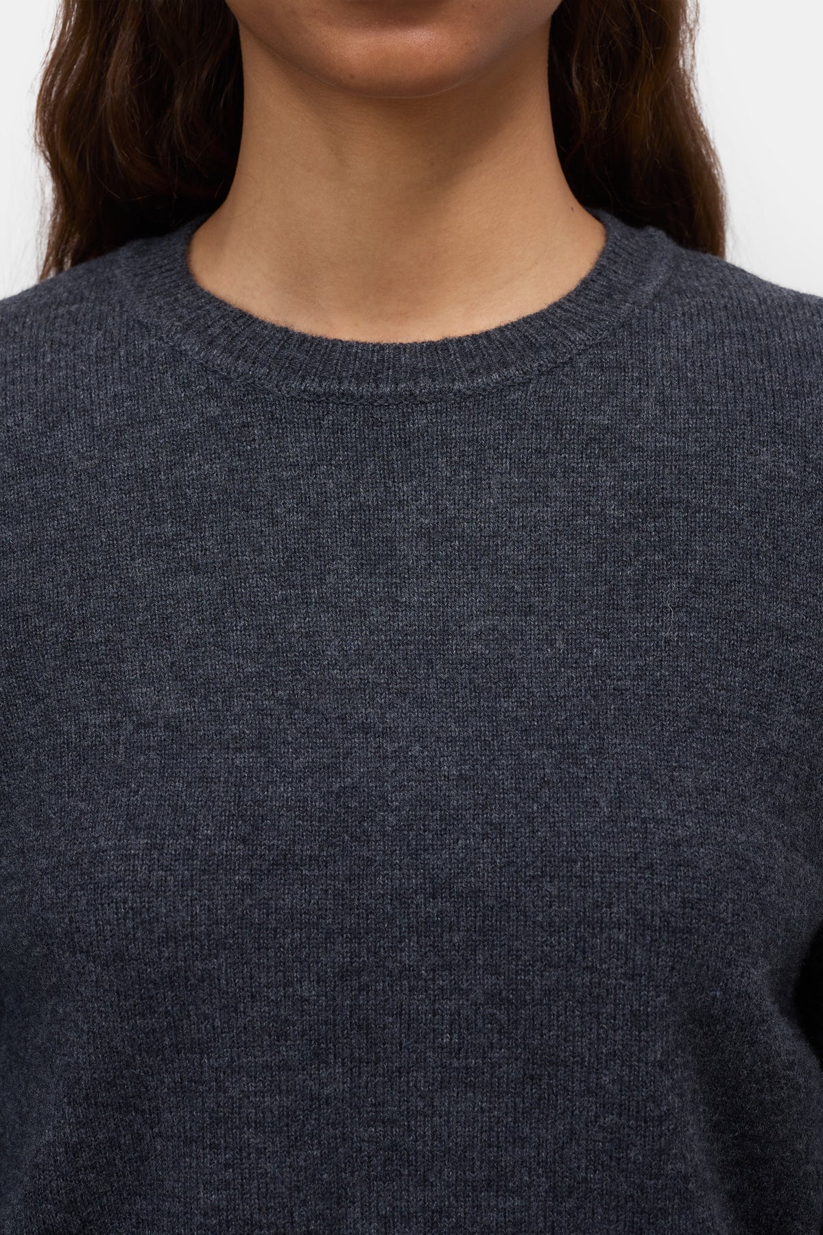 Crew neck long sleeve