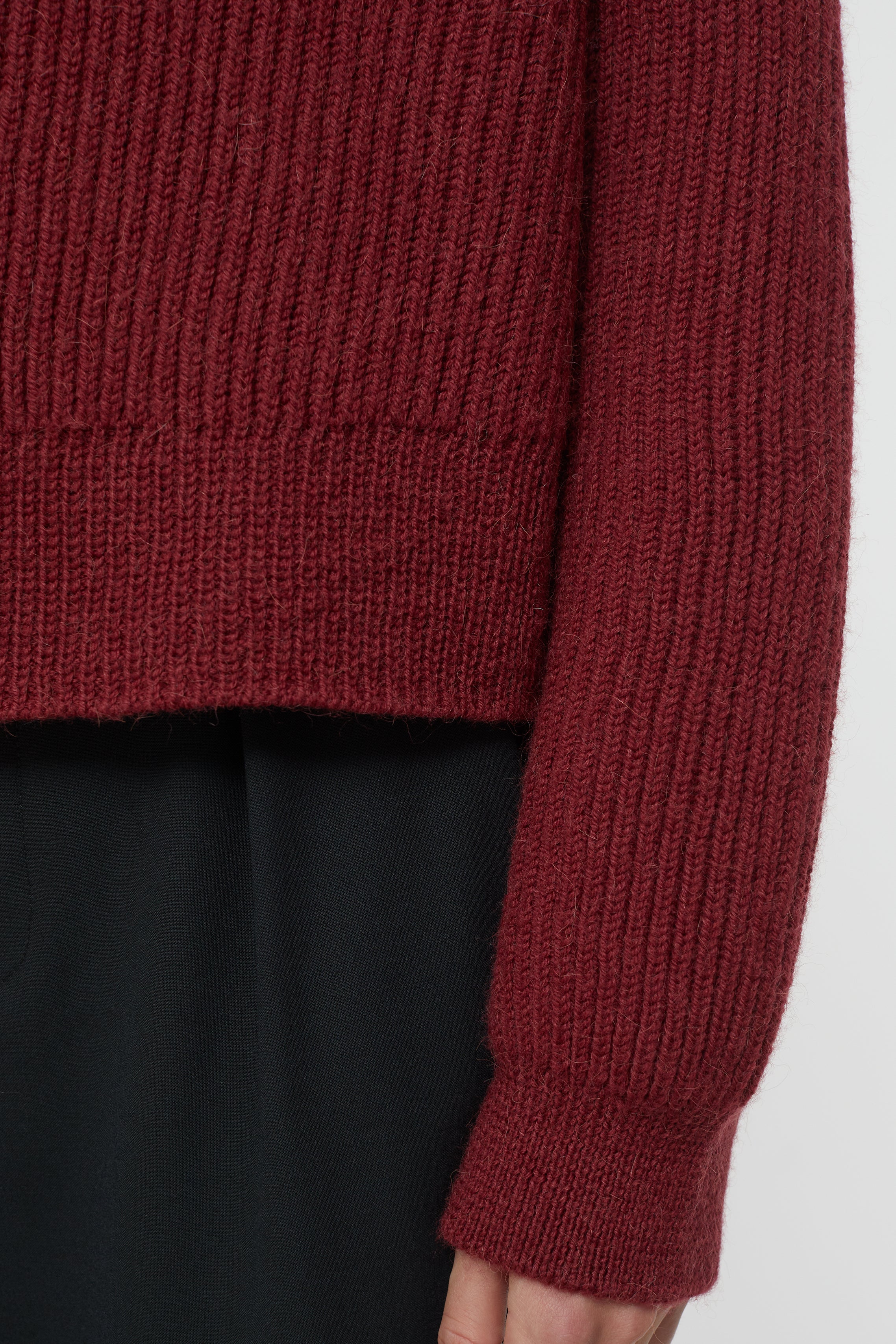 CLOSED-CROPPED TROYER KNITS-ARCHIVE-SALE-OUTLET-Lagerverkauf-Strick & Pullover-ARCHIVIST