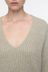 V NECK LONG SLEEVE