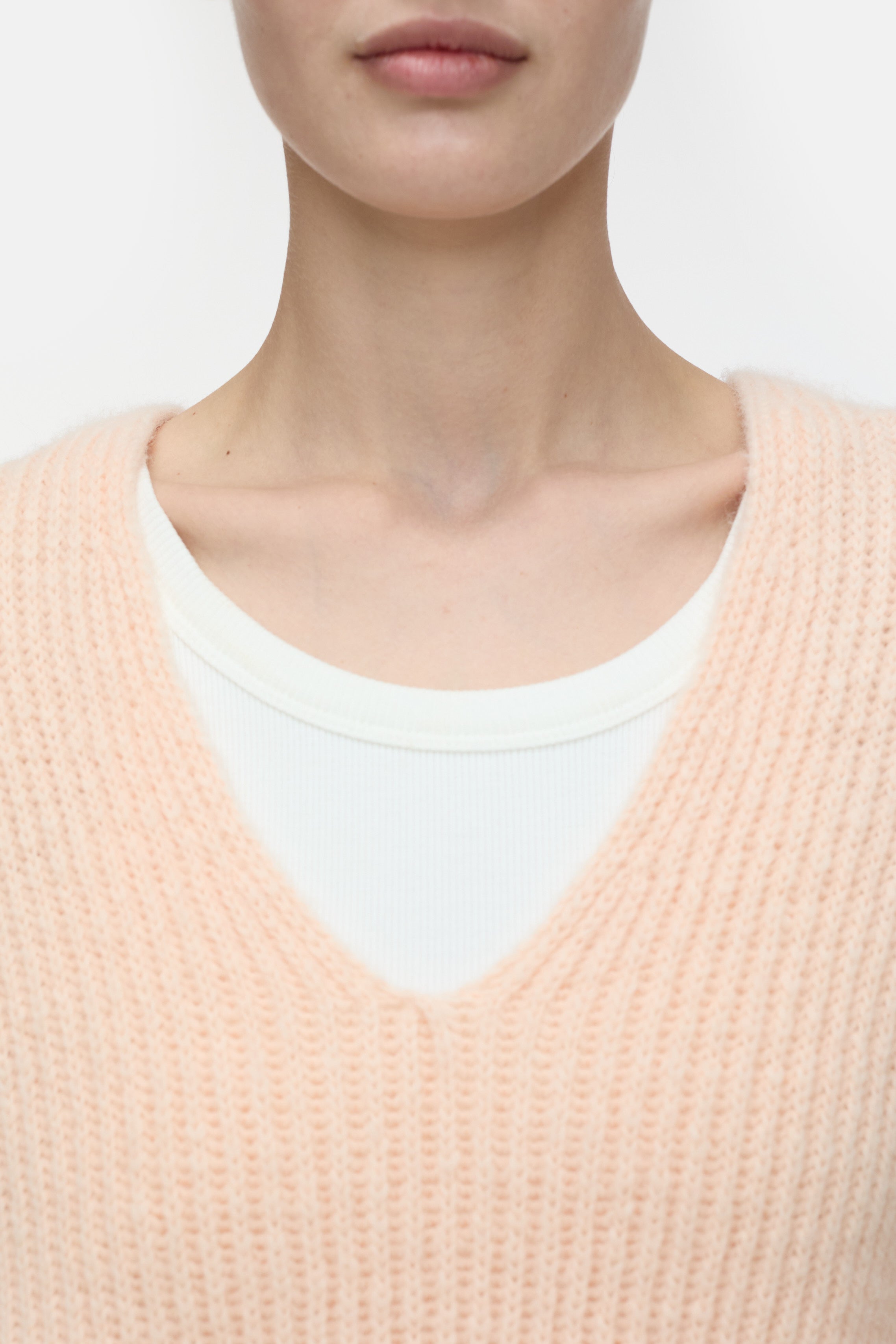 Closed-V NECK LONG SLEEVE-Strick & Pullover-Black-Deal-Outlet-by-ARCHIVIST