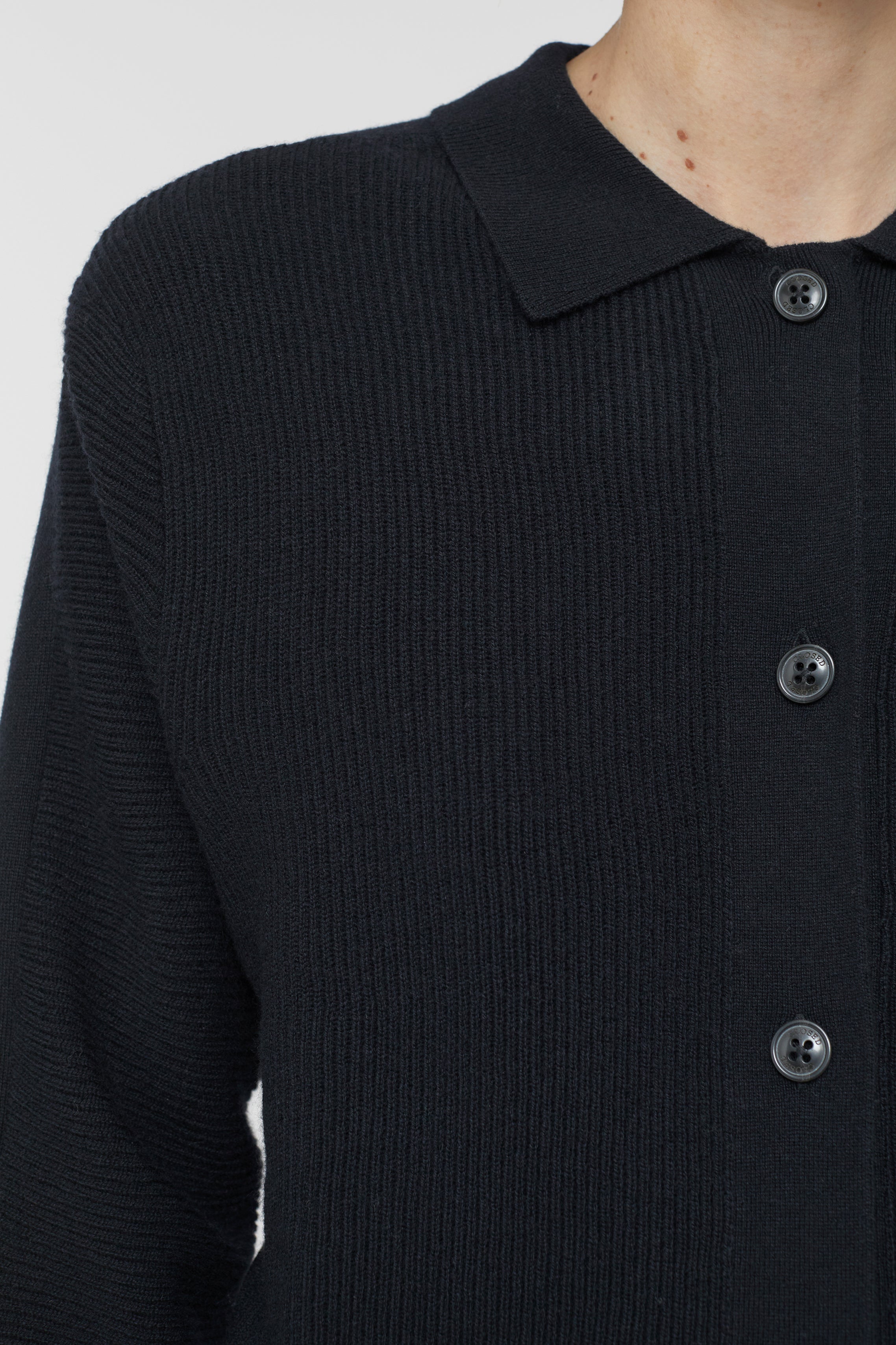 CLOSED-CREW NECK CARDIGAN KNITS-ARCHIVE-SALE-OUTLET-Lagerverkauf-Strick & Pullover-ARCHIVIST