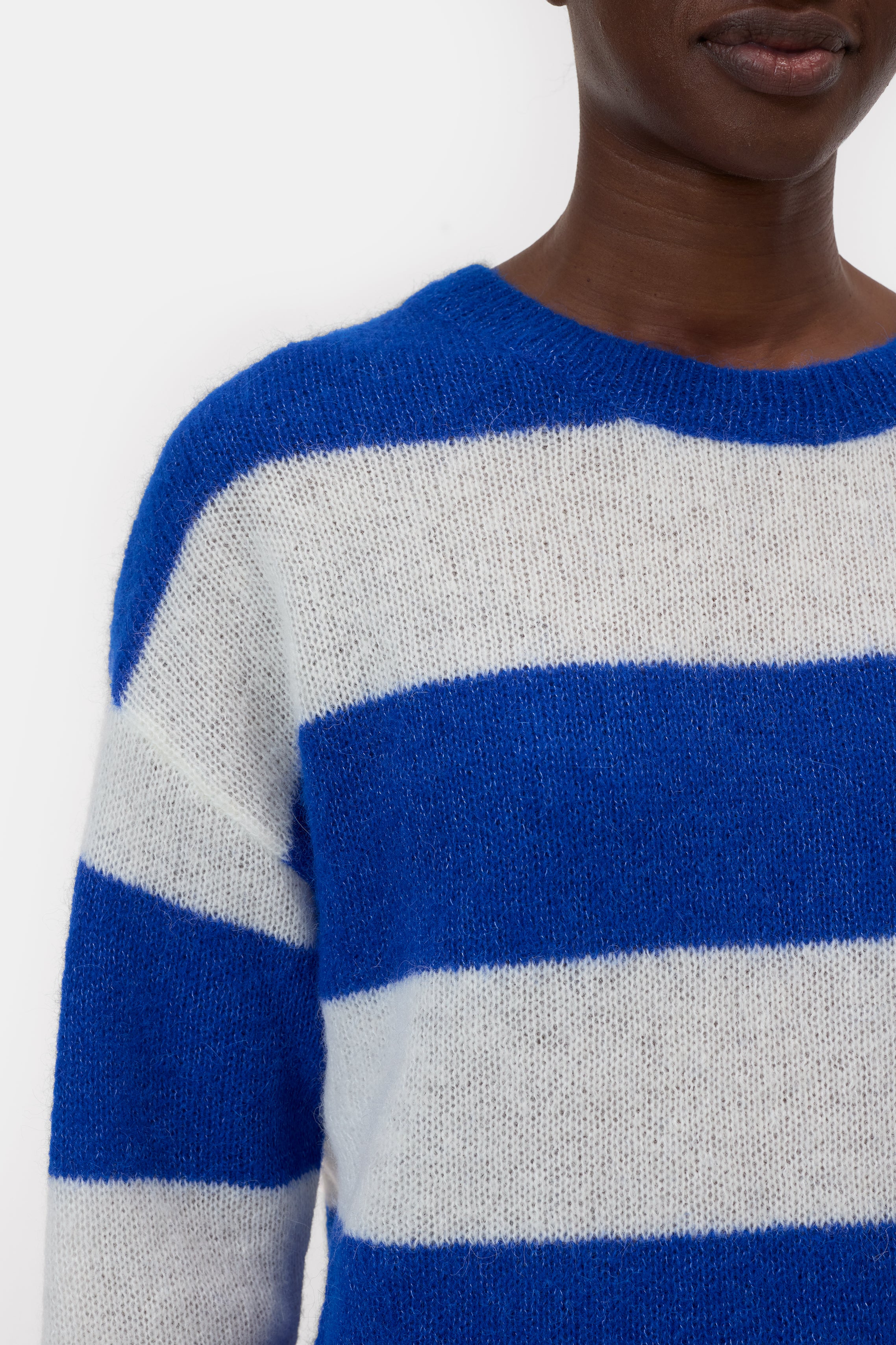 CREW NECK STRIPED