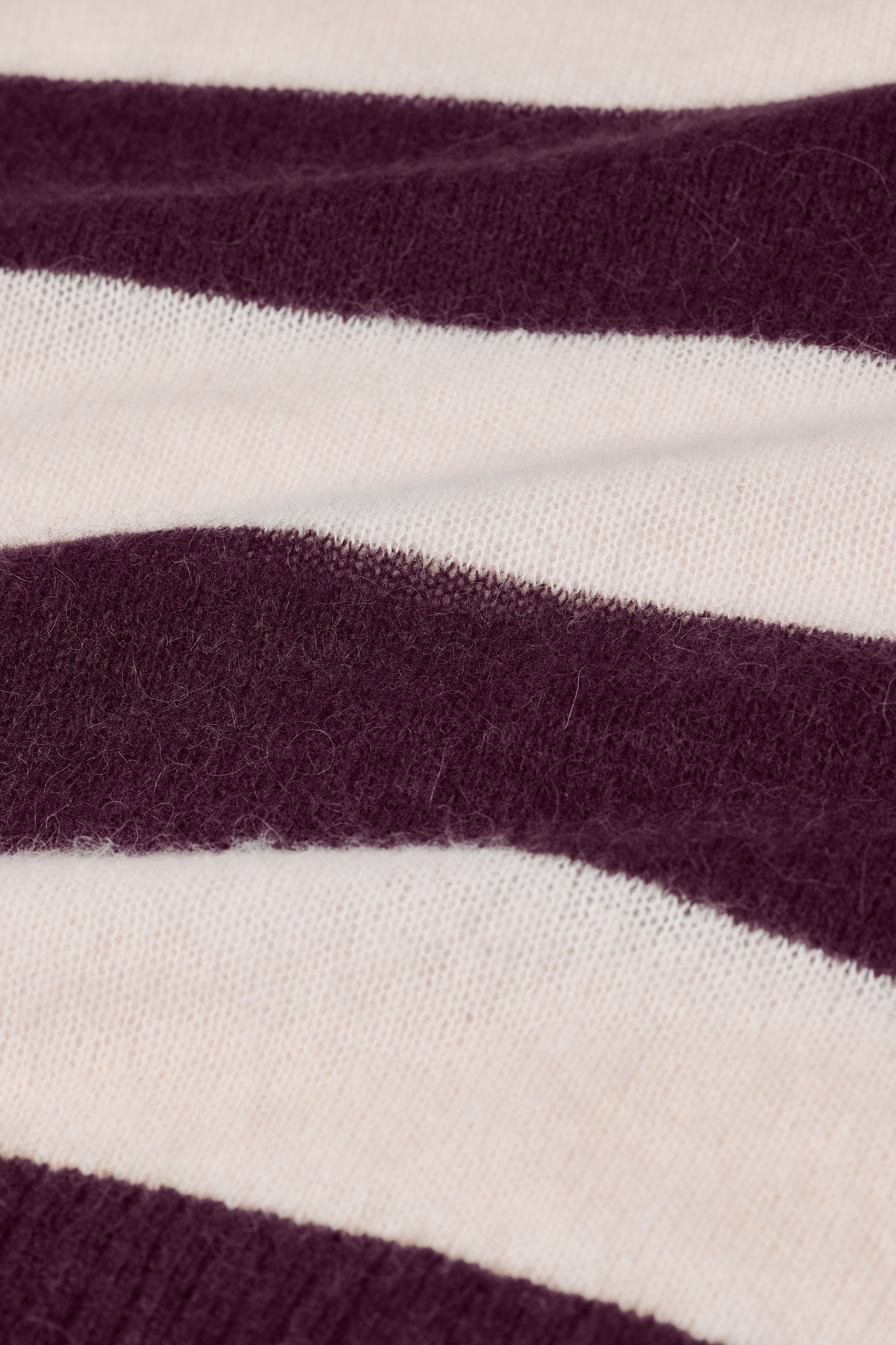 CREW NECK STRIPED