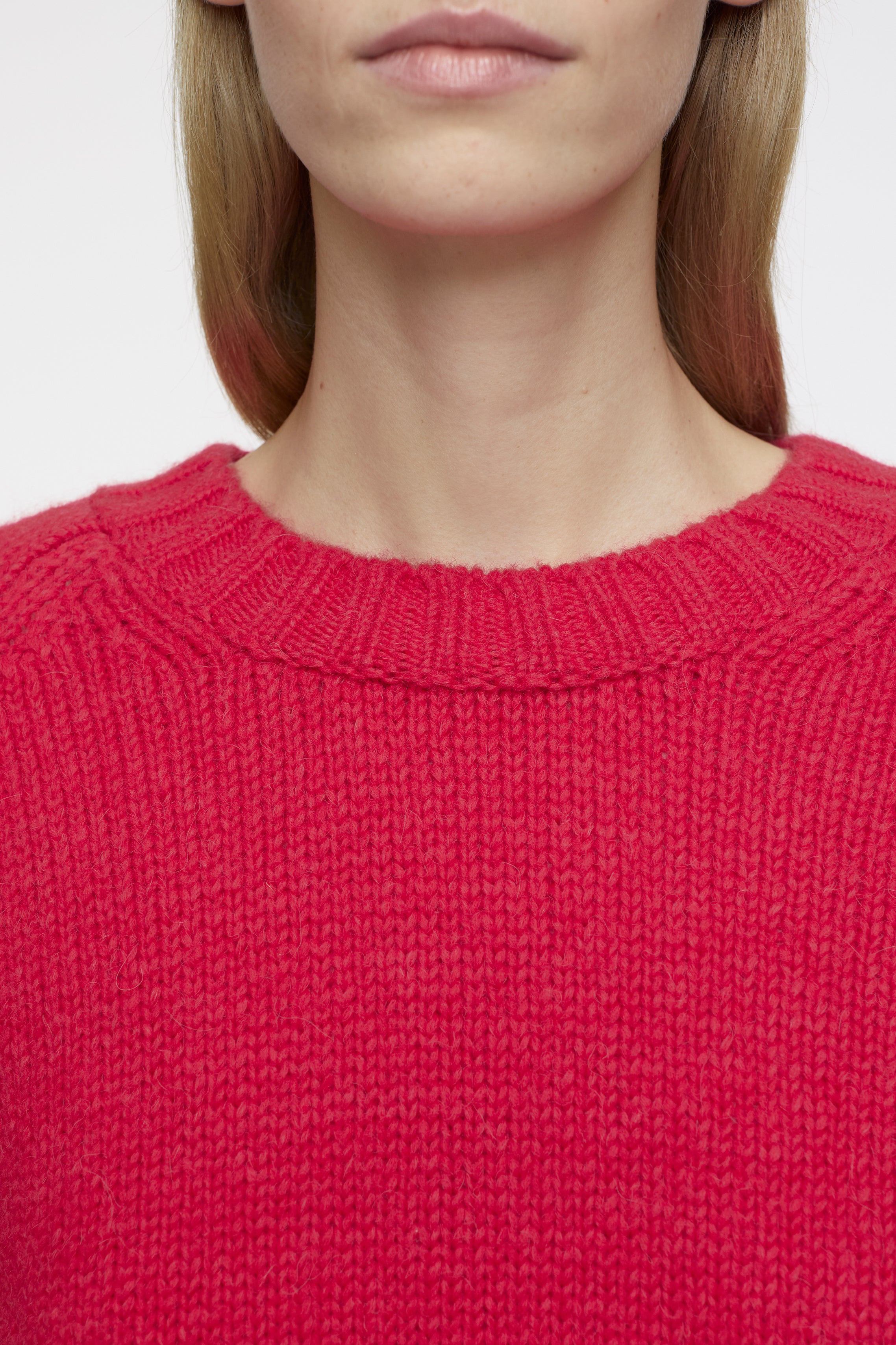 CREW NECK LONG SLEEVES KNITS