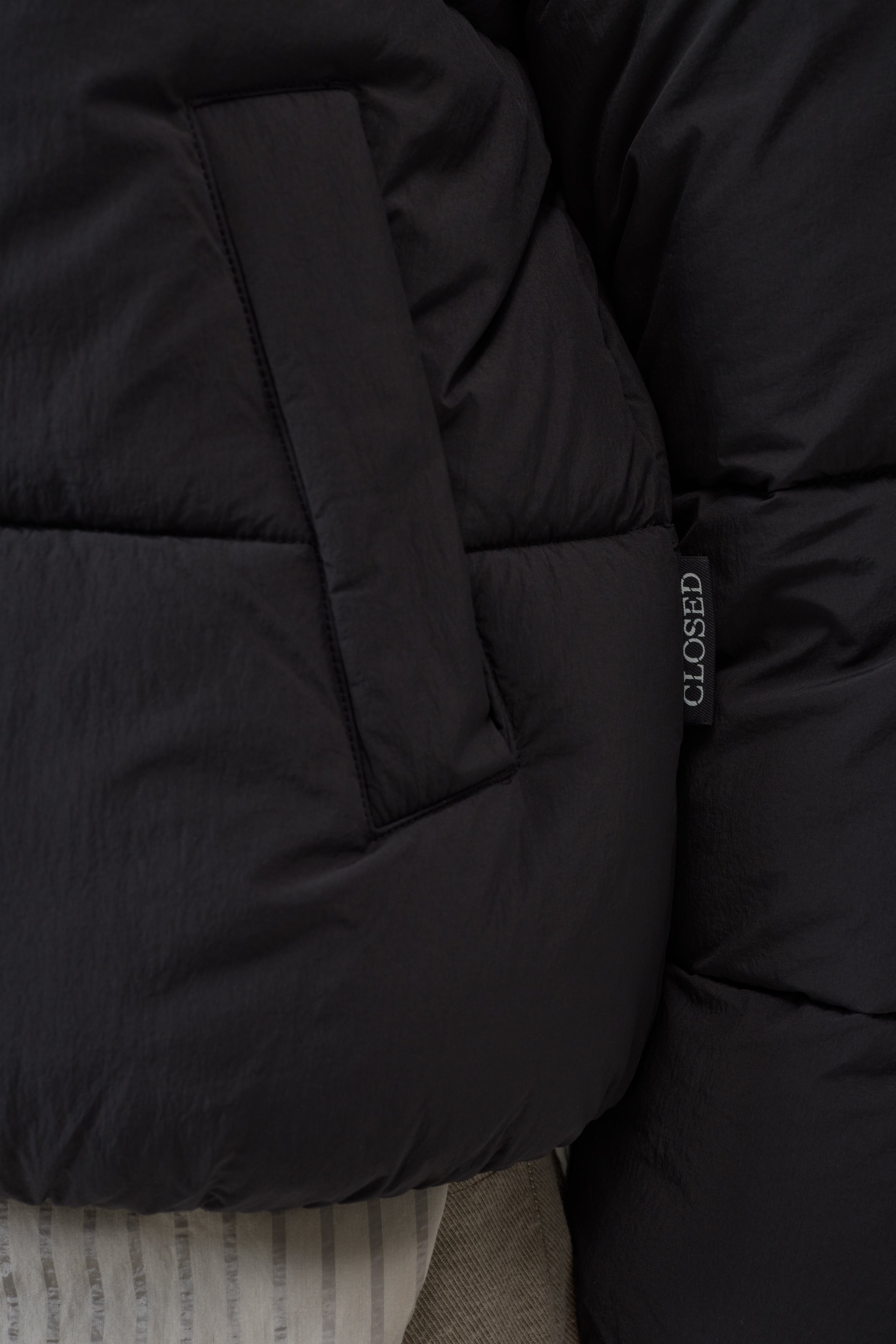 CROPPED PUFFER JACKET