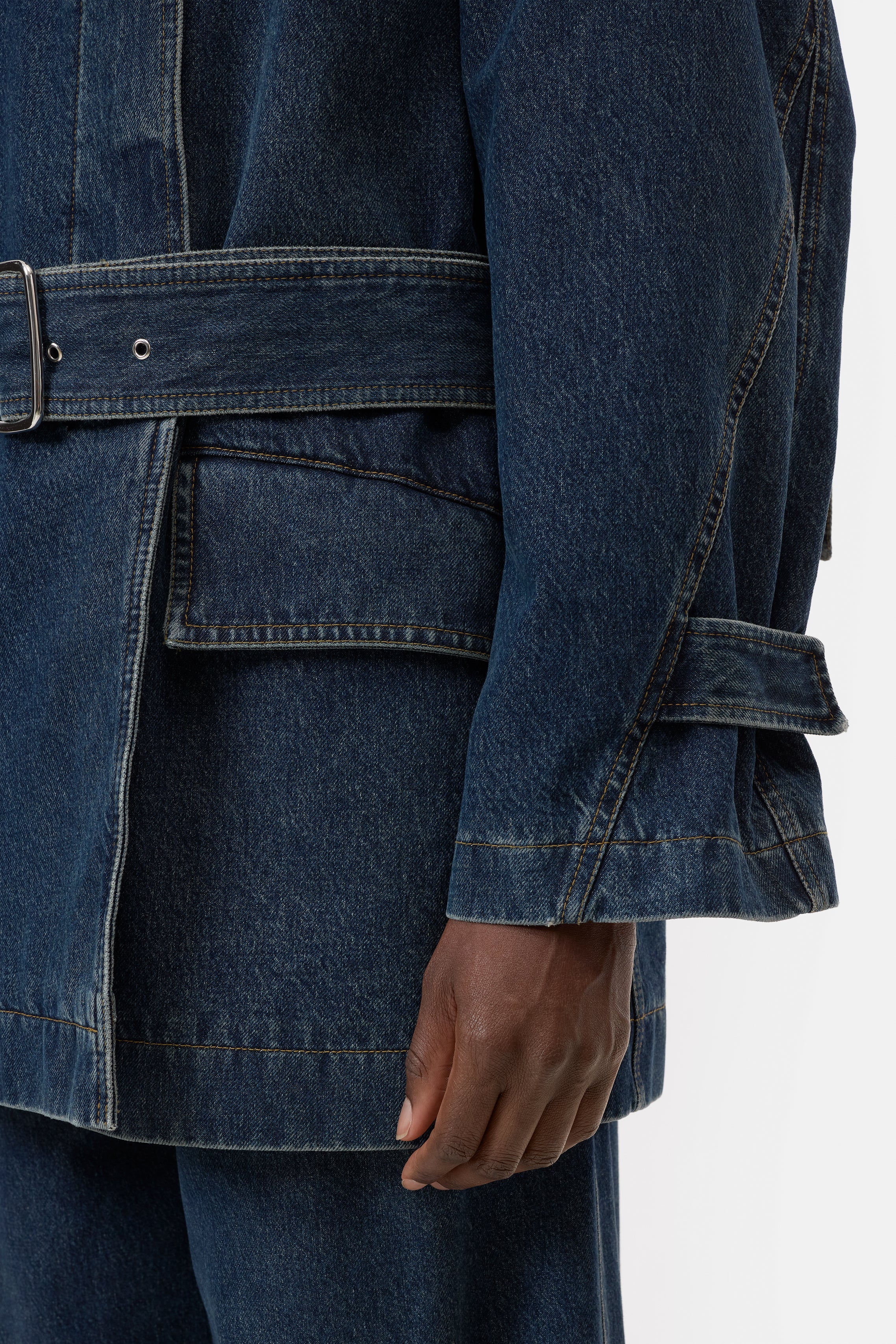 MID LENGTH TRENCH
