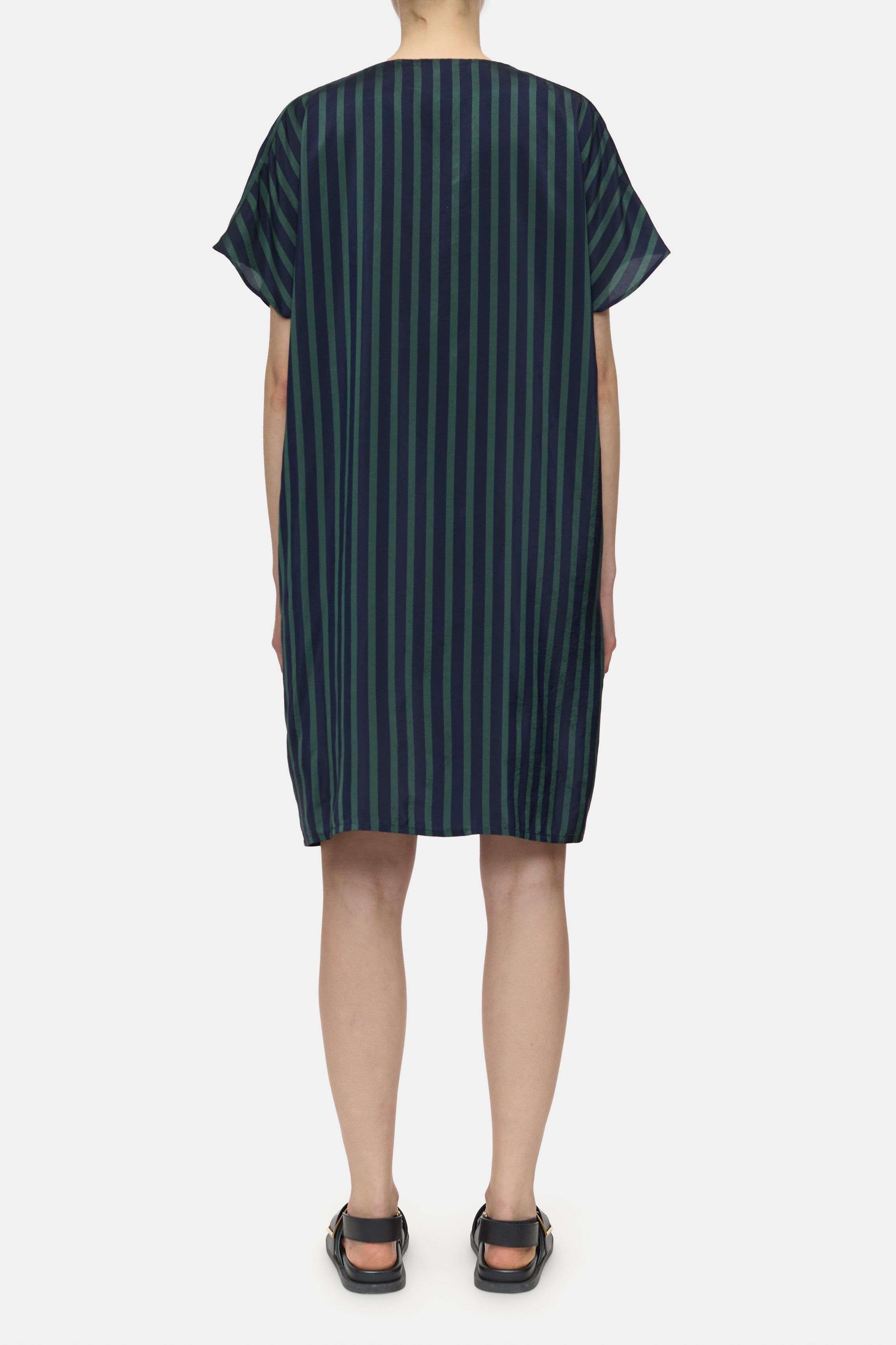 Closed-SHORT SLEEVE DRESS-Kleider & Röcke-Black-Deal-Outlet-by-ARCHIVIST