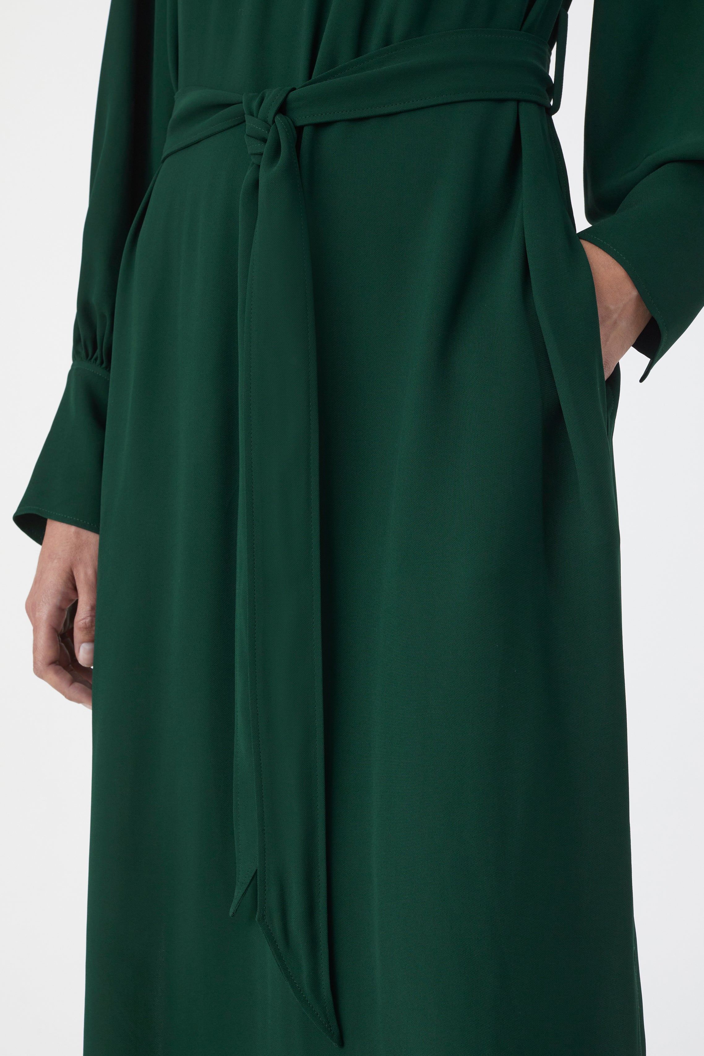BELTED V NECK DRESS-Kleider & Röcke-Closed-ARCHIVIST