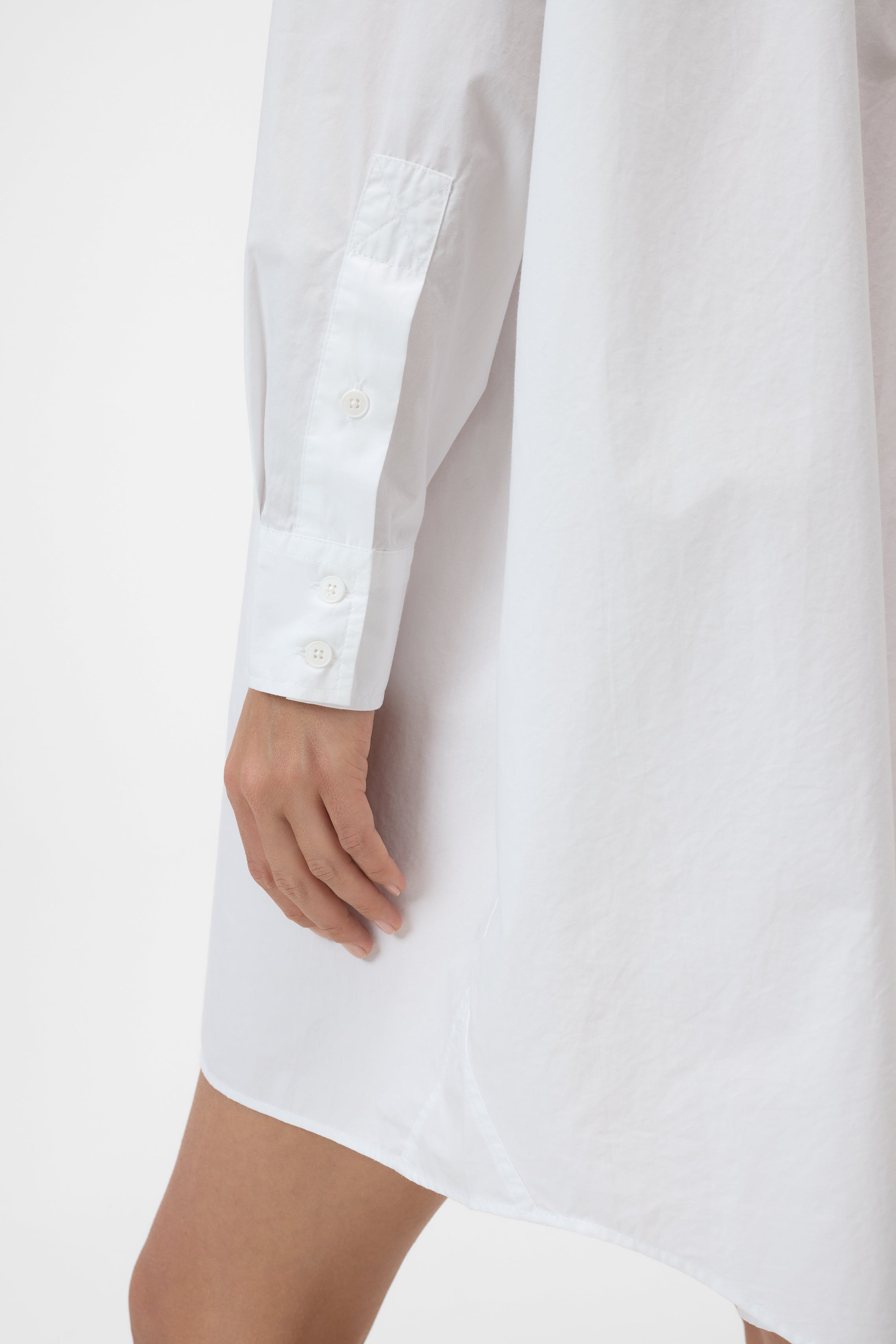 OVERSIZED SHIRT DRESS