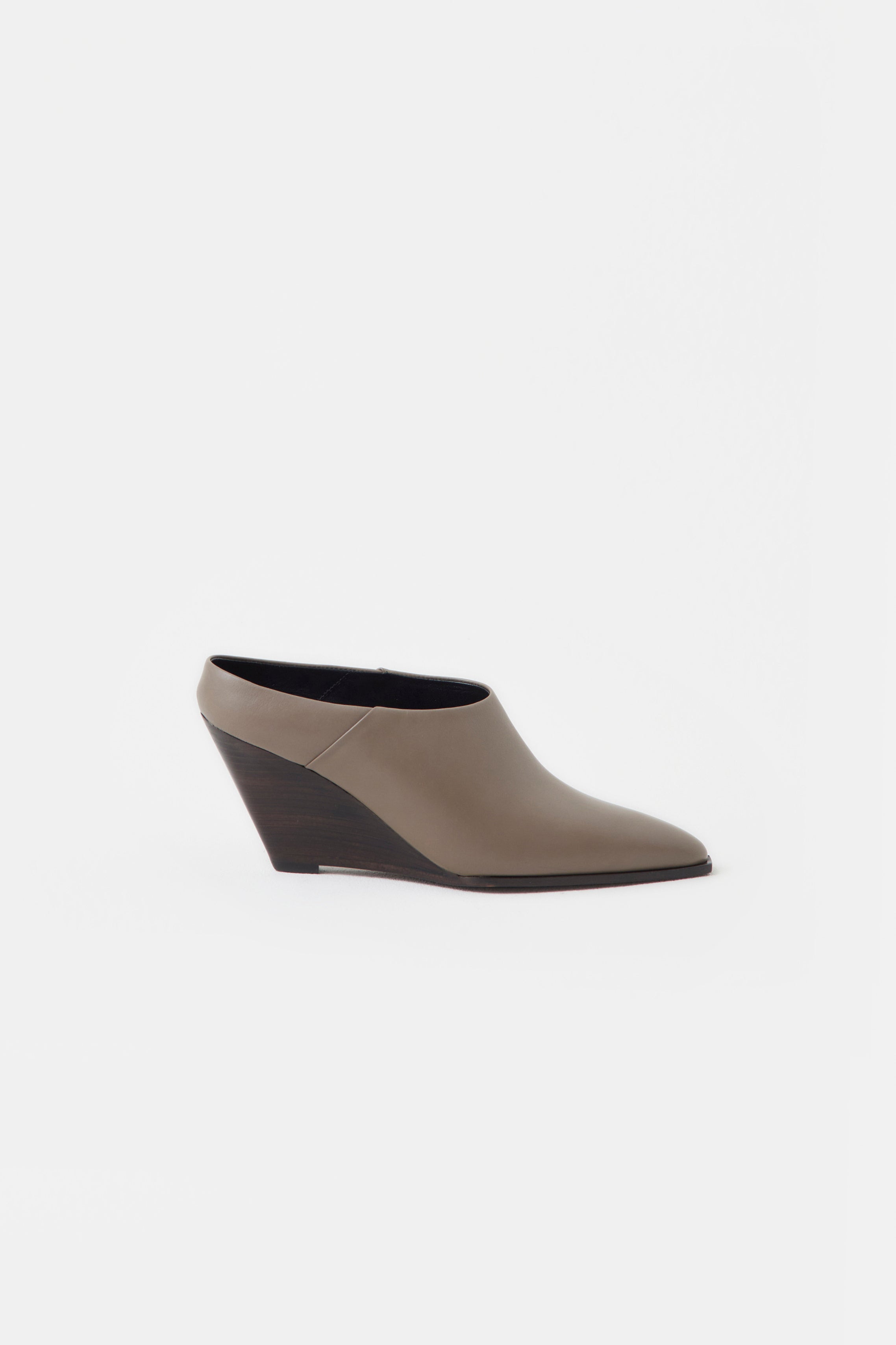 Closed-WEDGE MULE-Schuhe-Black-Deal-Outlet-by-ARCHIVIST