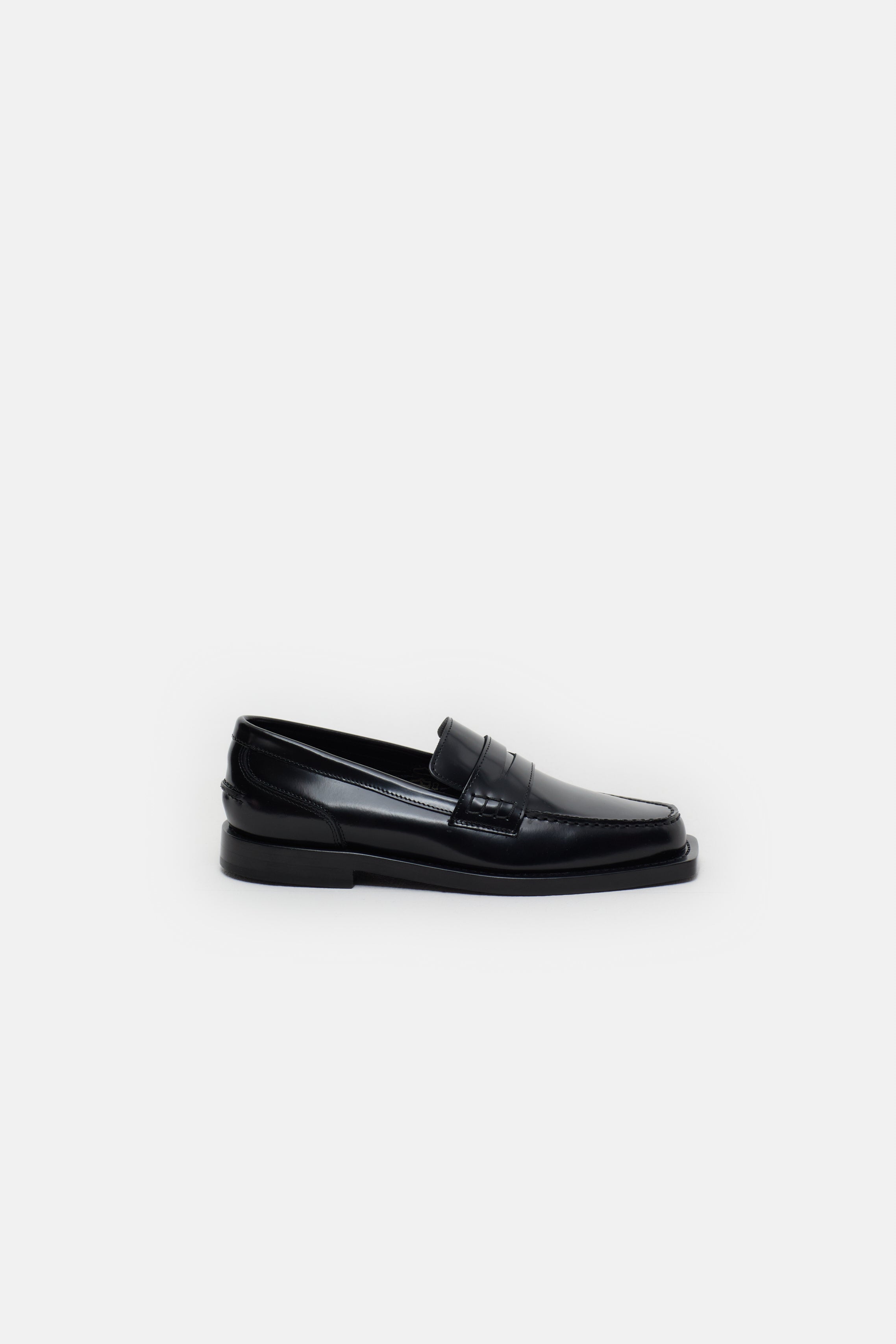LOAFER-Schuhe-Closed-ARCHIVIST