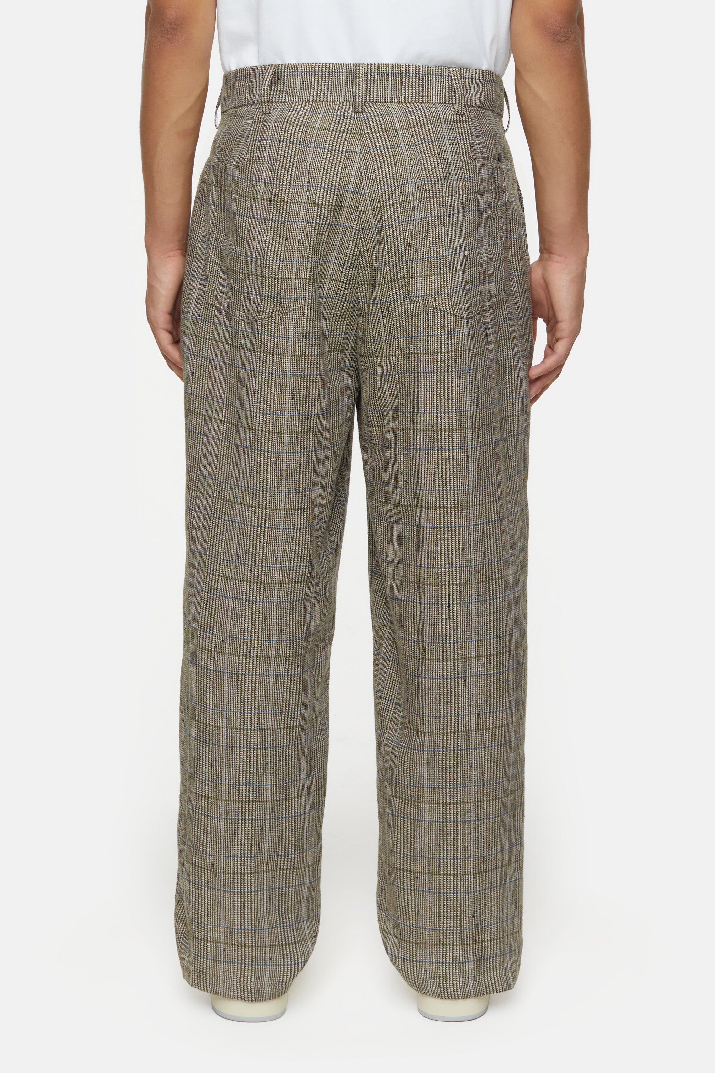 BLOMBERG WIDE-Hosen-Closed-ARCHIVIST