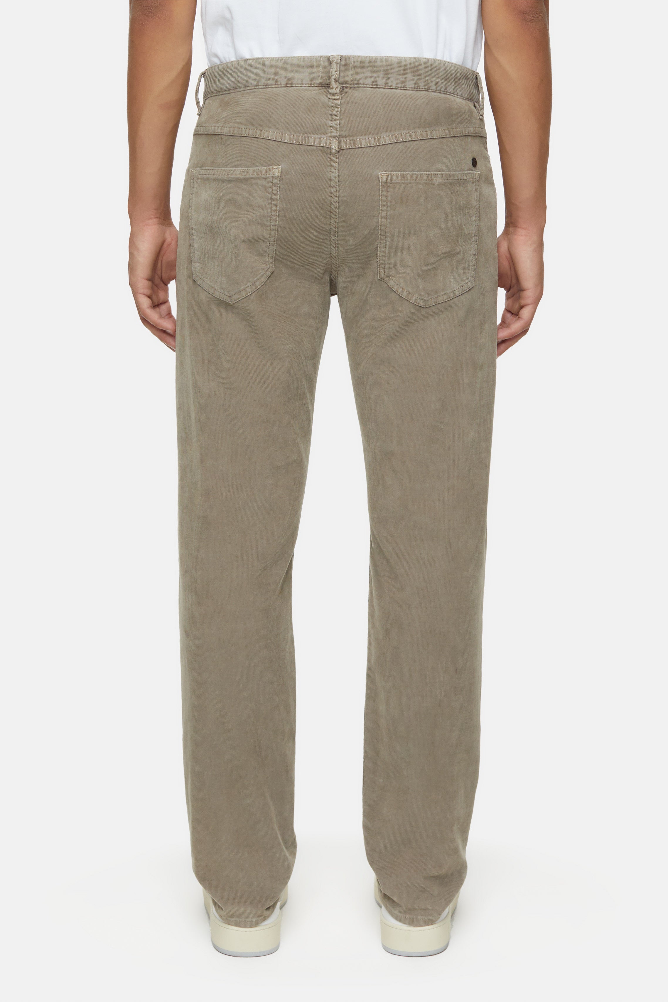 COOPER TRUE-Hosen-Closed-ARCHIVIST