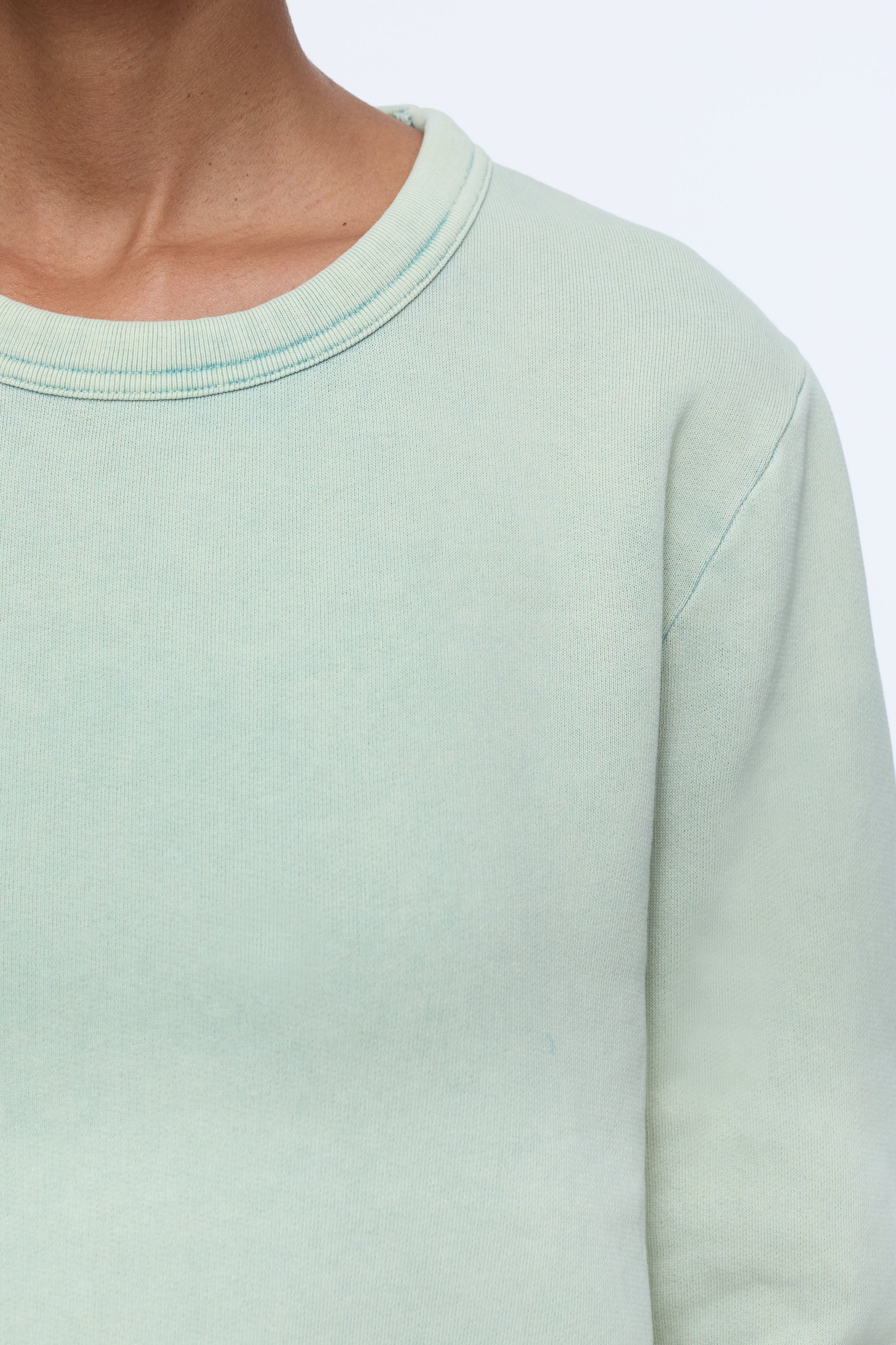 FITTED CREWNECK-Shirts-Closed-ARCHIVIST