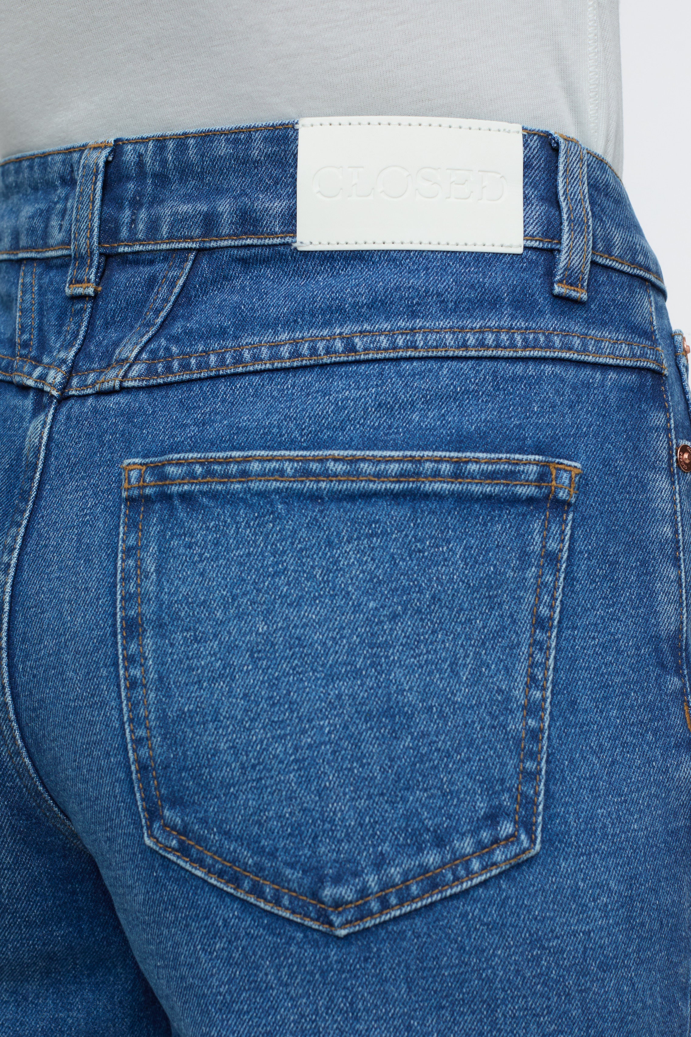 GLOW-UP-Jeans-Closed-ARCHIVIST