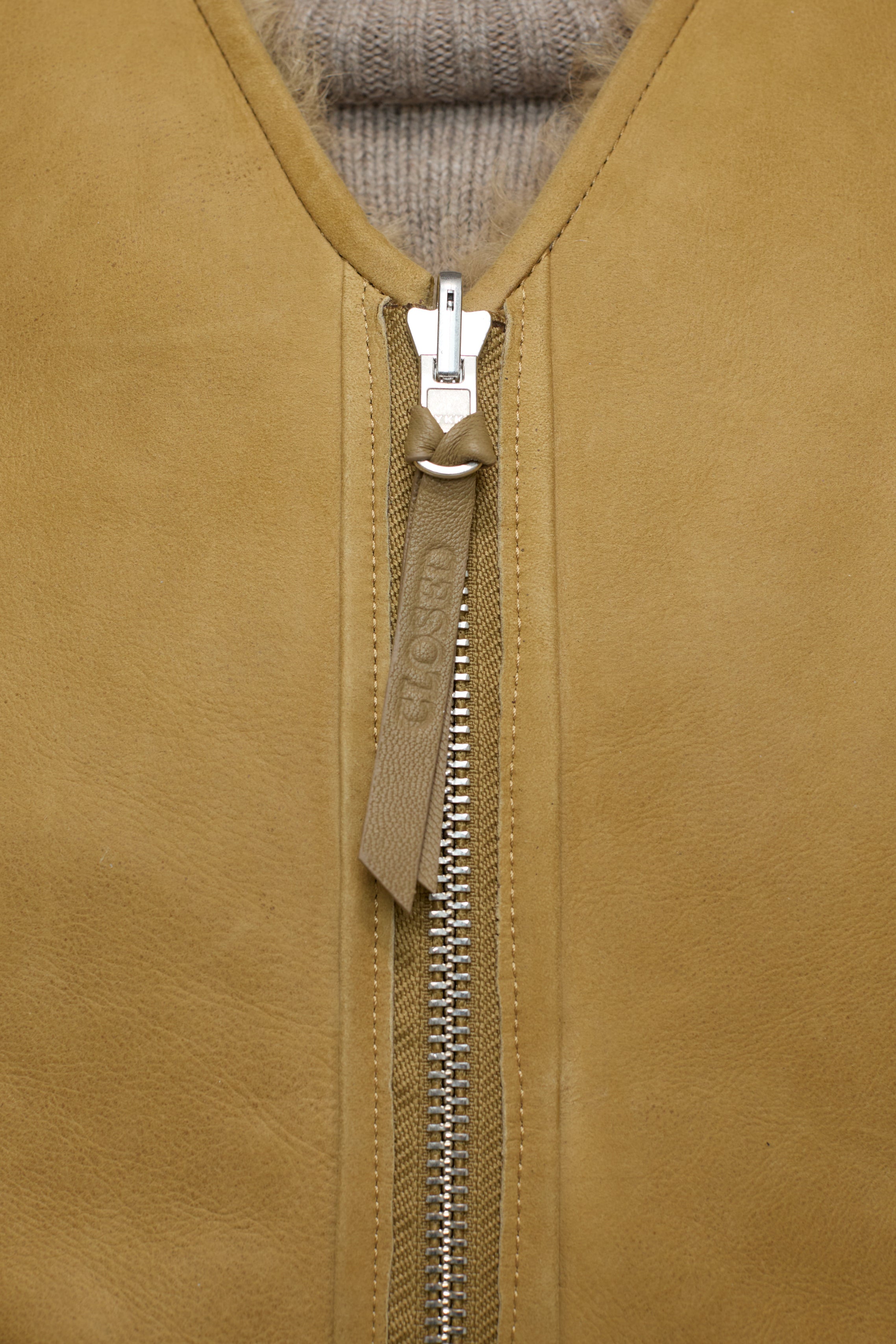 SHERLING VEST JACKETS & COATS-Jacken & Mäntel-Closed-ARCHIVIST