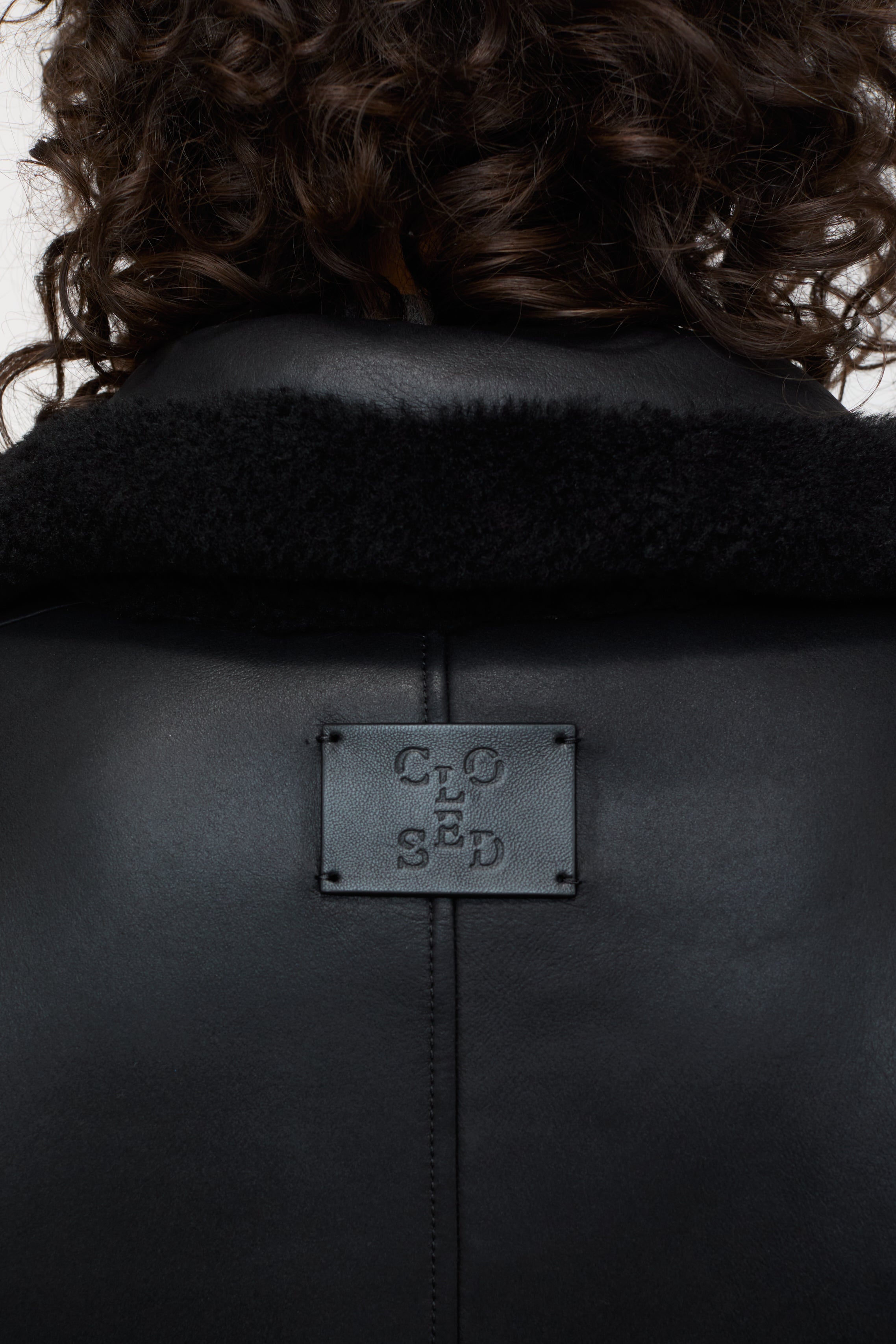 SHORT JACKET-Jacken & Mäntel-Closed-ARCHIVIST