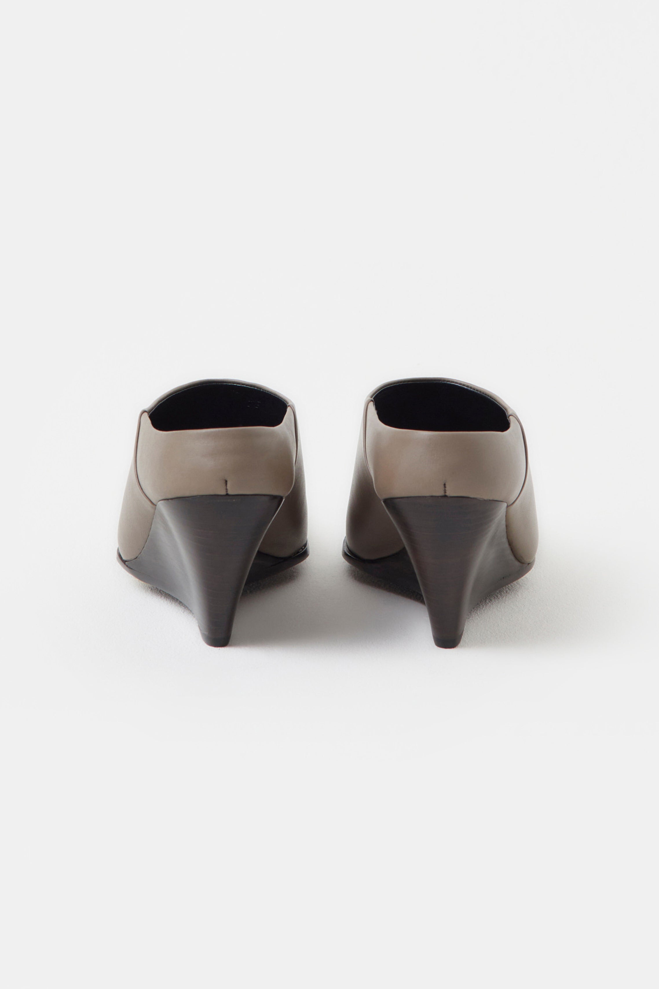 WEDGE MULE-Schuhe-Closed-ARCHIVIST