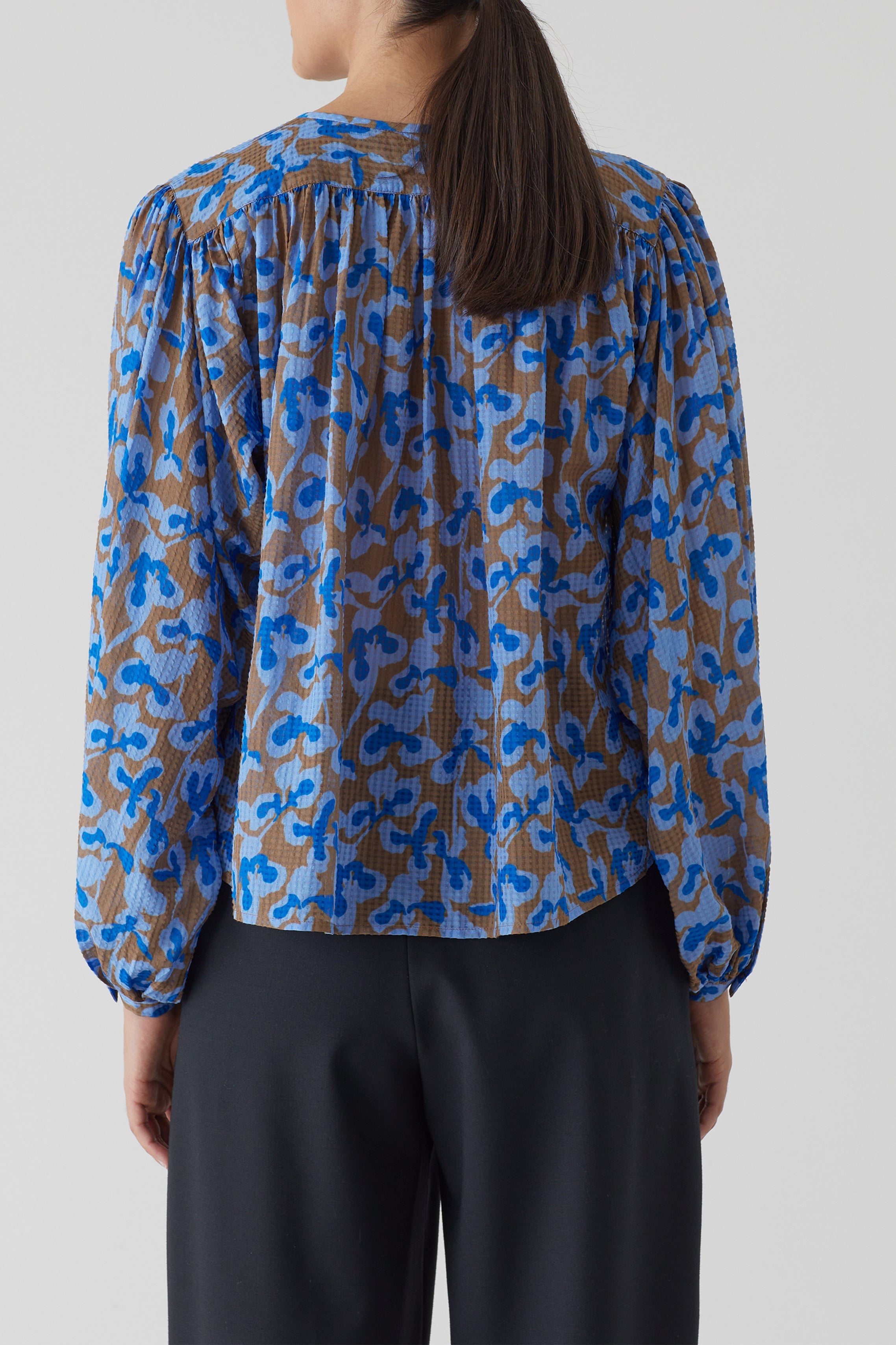 CLOSED-GATHERED BLOUSE-Blusen-Outlet-Sale