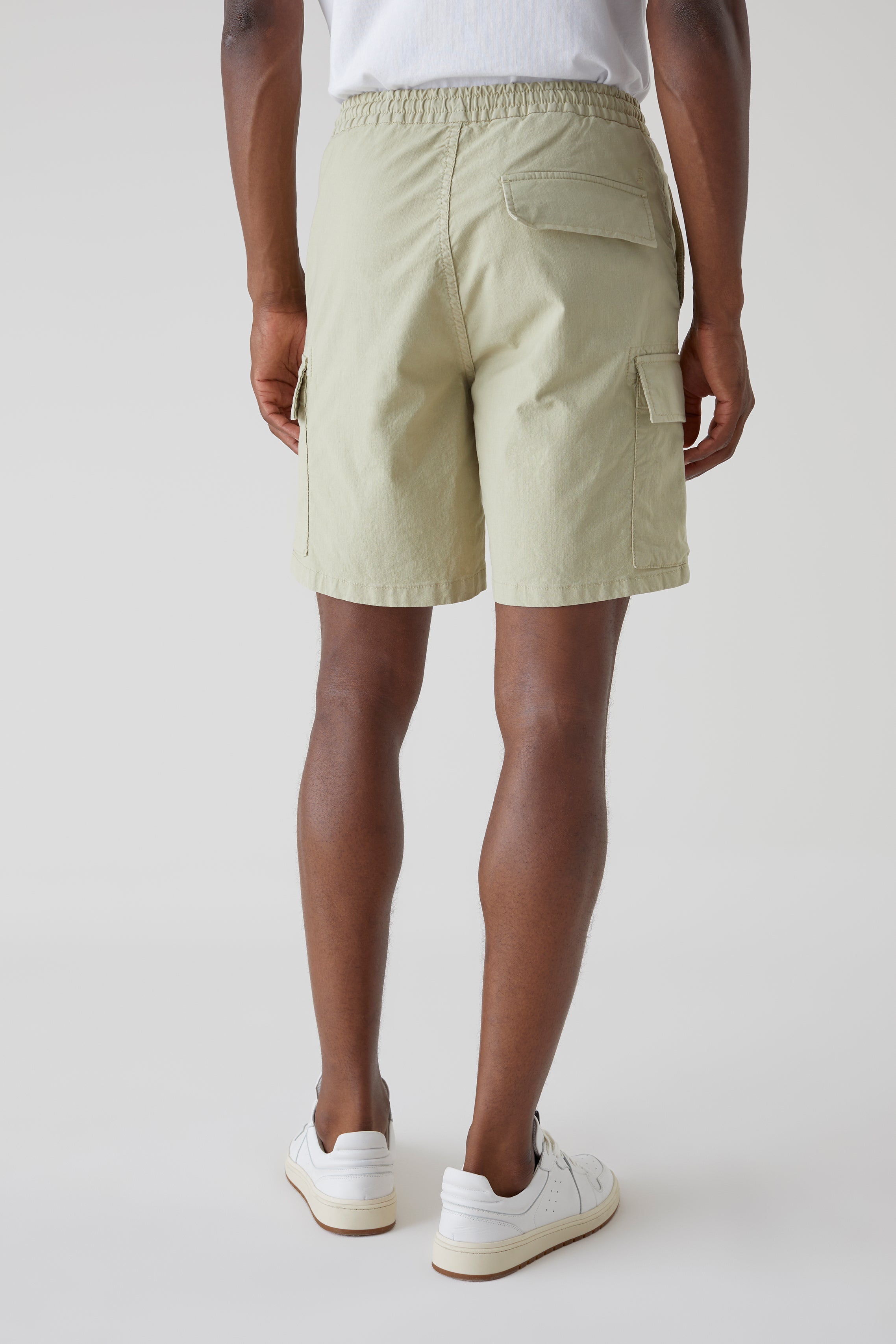 CLOSED-OUTLET-SALE-DRAWSTRING-CARGO-SHORTS-Hosen-ARCHIVE-COLLECTION-4.jpg