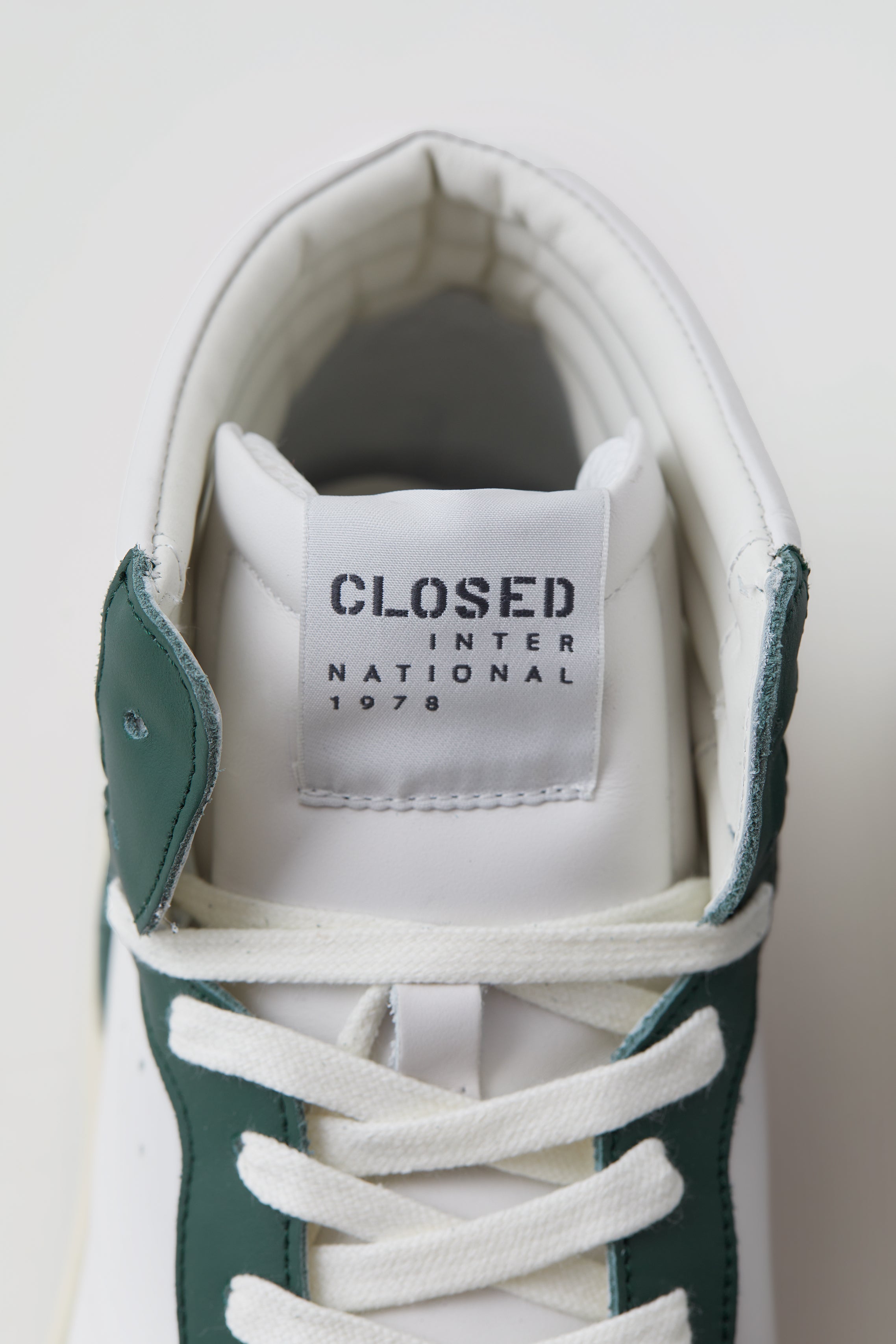 CLOSED-OUTLET-SALE-SNEAKER-HIGH-Sneakers-ARCHIVE-COLLECTION-2.jpg