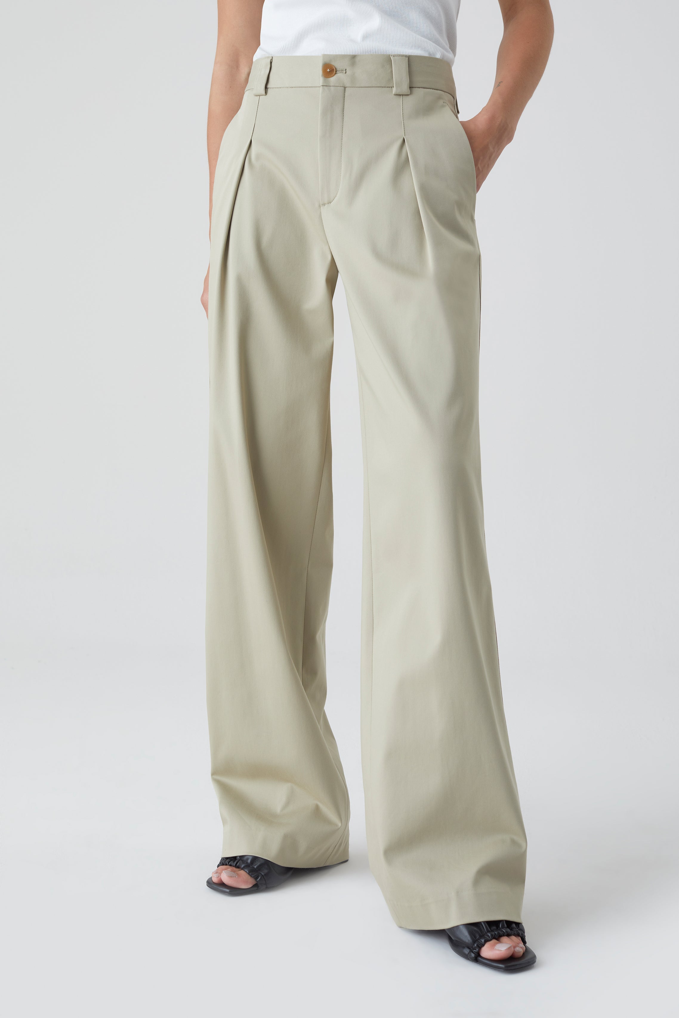 CLOSED-OUTLET-SALE-STYLE-NAME-BROOKS-PANTS-Hosen-ARCHIVE-COLLECTION_57939317-a3db-4801-b835-b848a6393bbe.jpg
