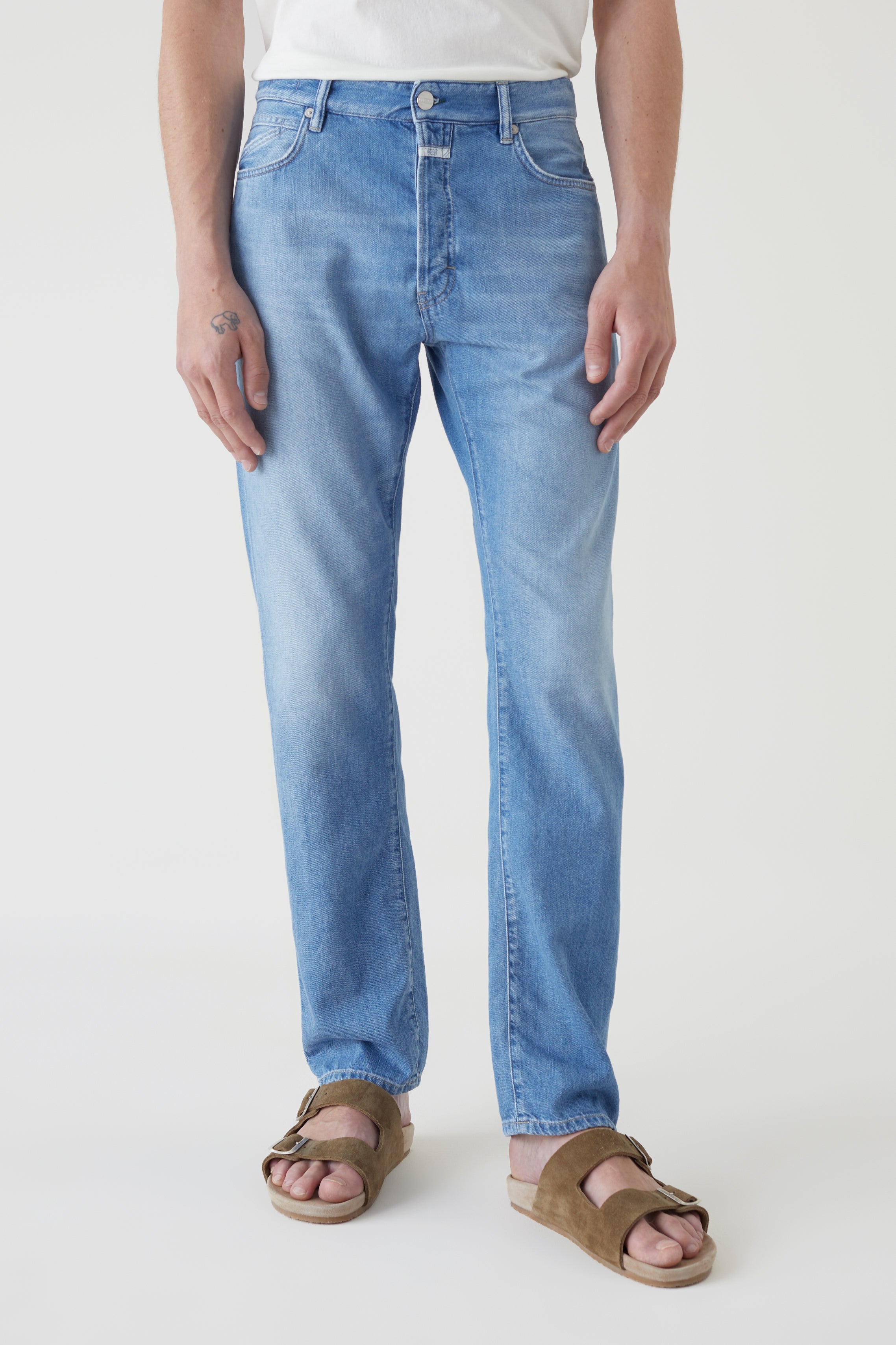 CLOSED-OUTLET-SALE-STYLE-NAME-OAKLAND-STRAIGHT-JEANS-Hosen-ARCHIVE-COLLECTION_13954a5b-842a-4863-b491-02398ec60d6b.jpg