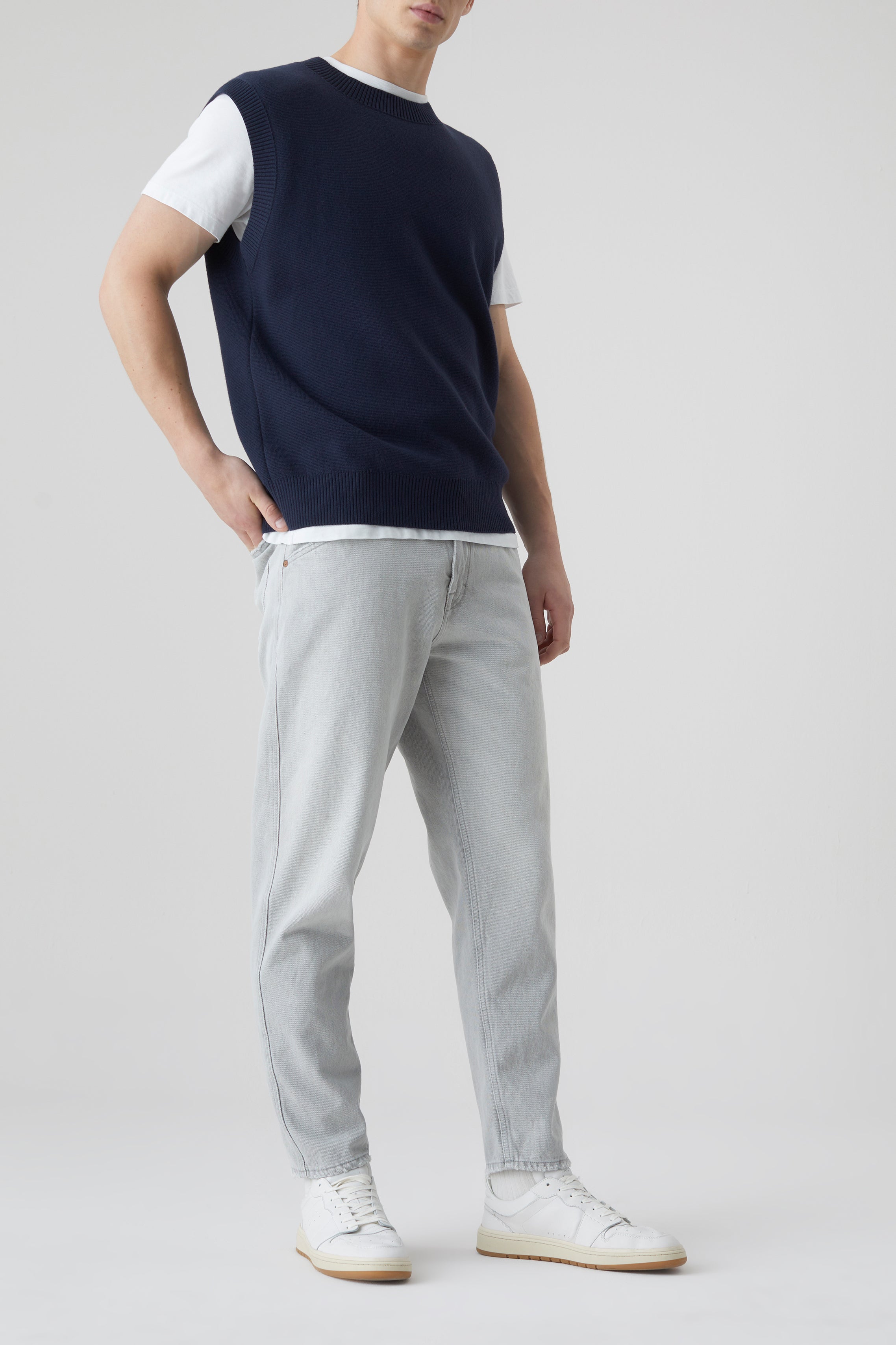 STYLE NAME X-LENT TAPERED JEANS