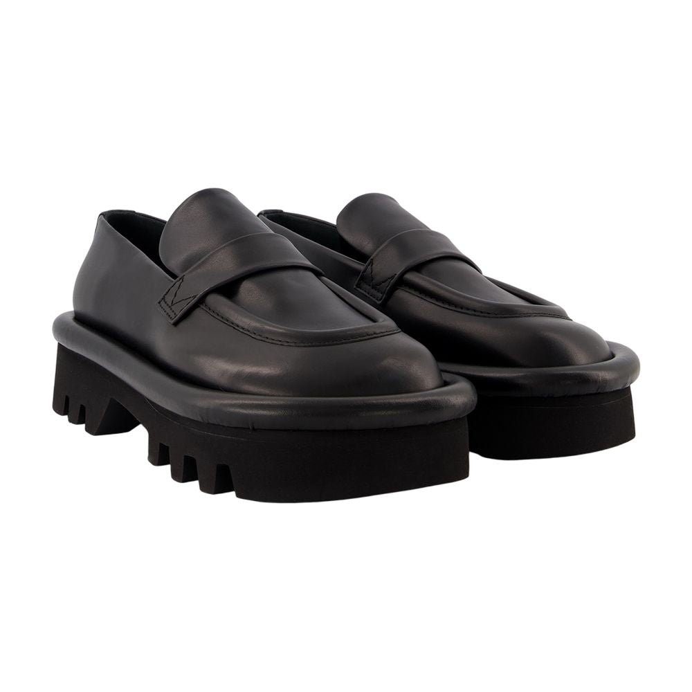 Schuhe Bumper Chunky aus schwarzem Leder