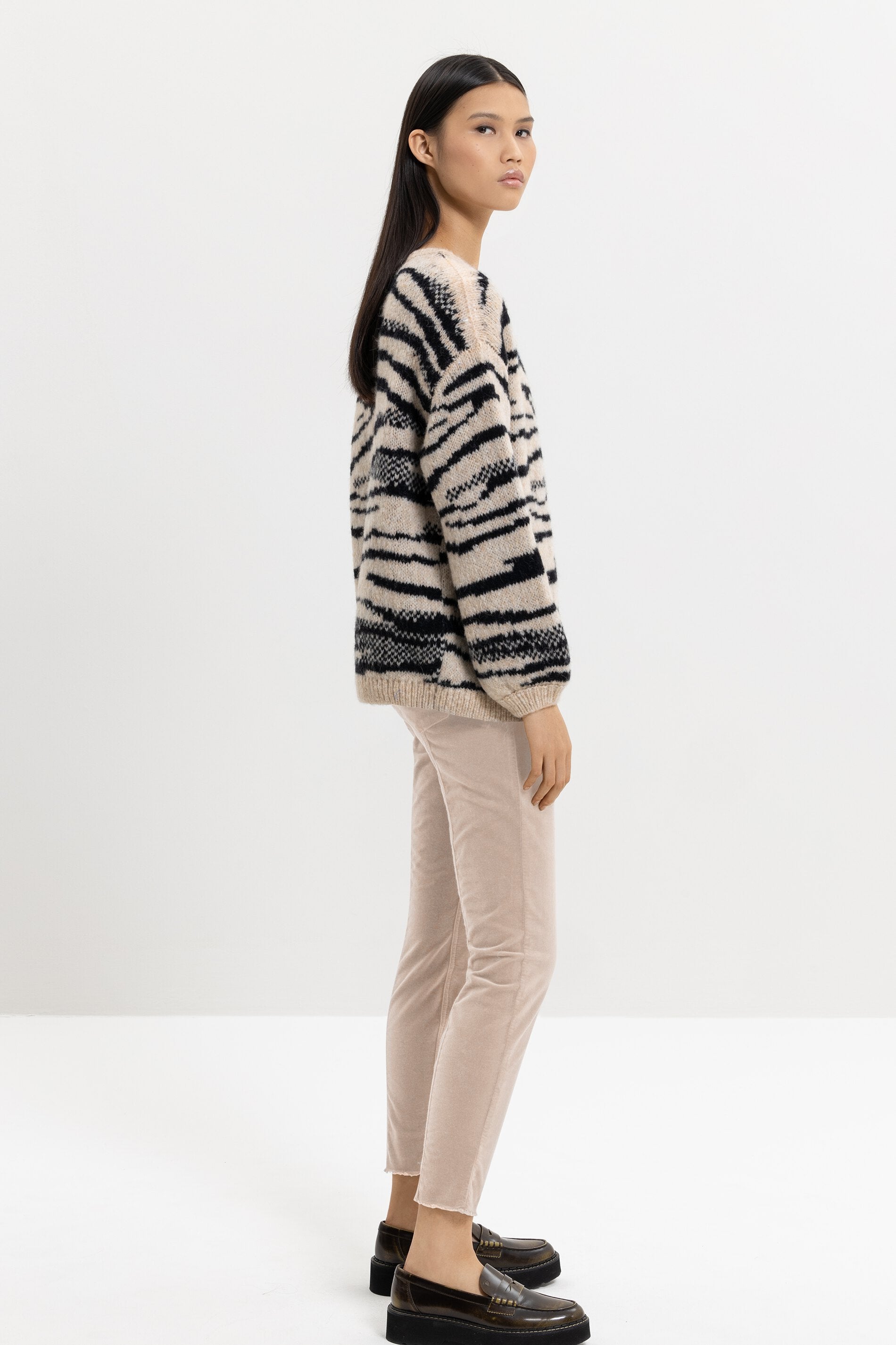 LUISA CERANO-OUTLET-SALE-Cardigan in Animal-Jacquard-Strick-by-ARCHIVIST