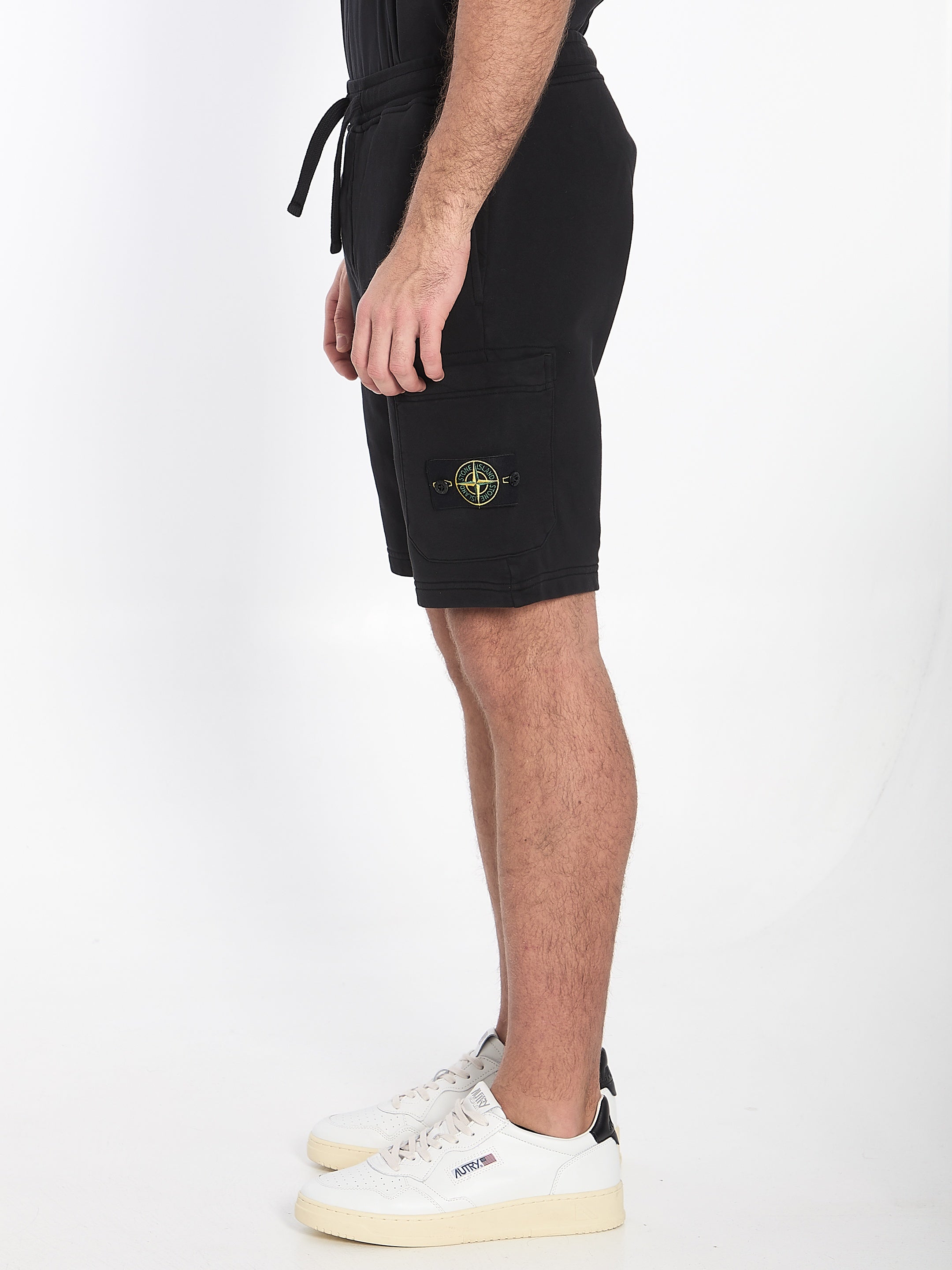 Cargo-bermuda-shorts-Stone-island-designer-outlet-archivist-3_8f5ab50d-81e9-4292-9661-c4a925922b88.jpg