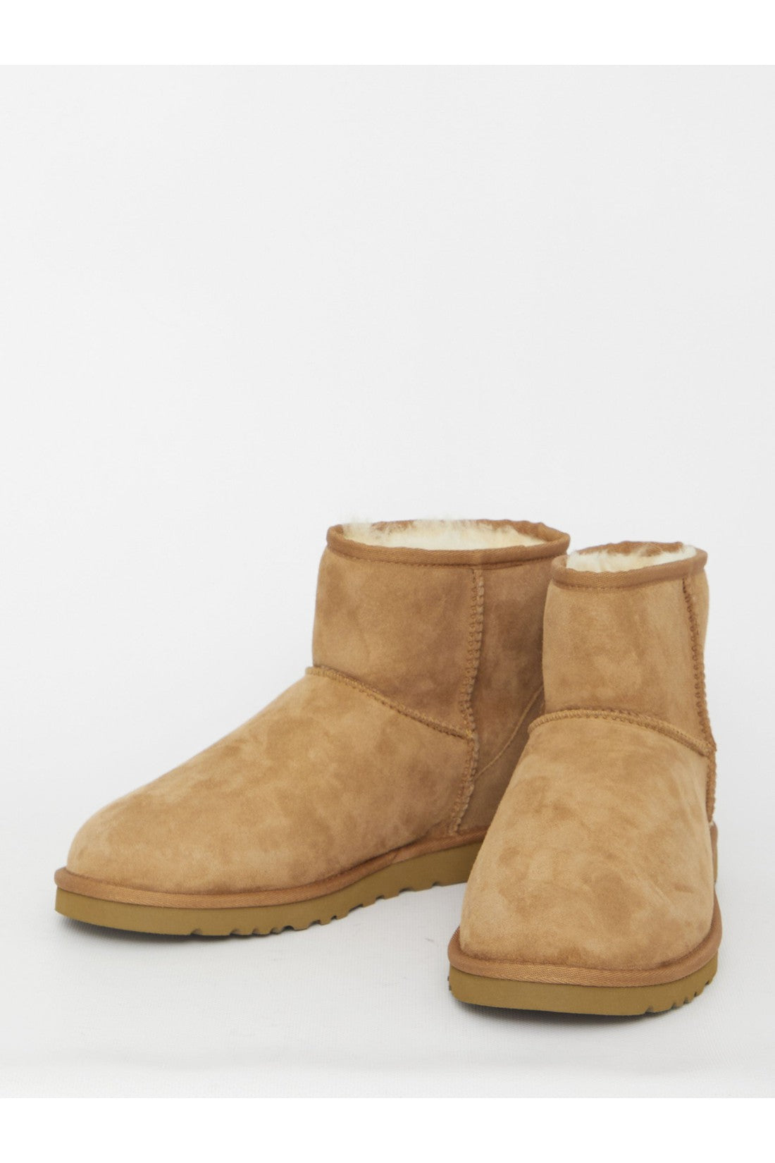 UGG-OUTLET-SALE-Classic Mini Ugg-ARCHIVIST