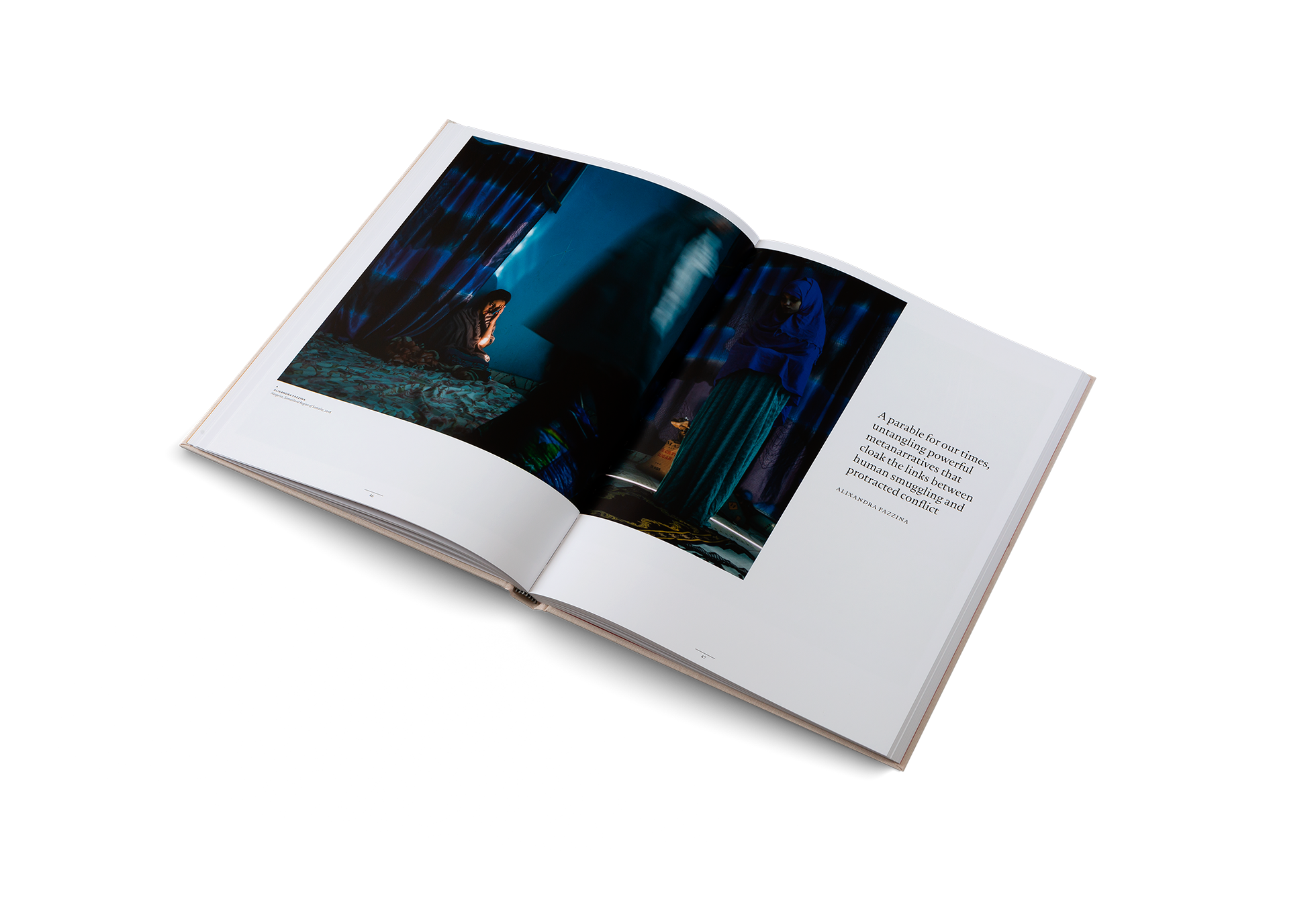 Gestalten Eu Shop-Collage-Book-Black-Deal-Outlet-by-ARCHIVIST