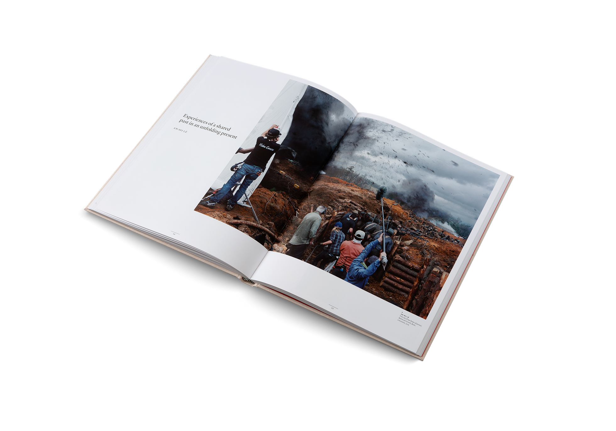 Gestalten Eu Shop-Collage-Book-Black-Deal-Outlet-by-ARCHIVIST