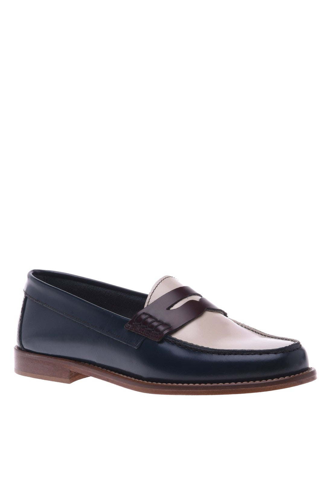 Loafer in green and cream shiny calfskin