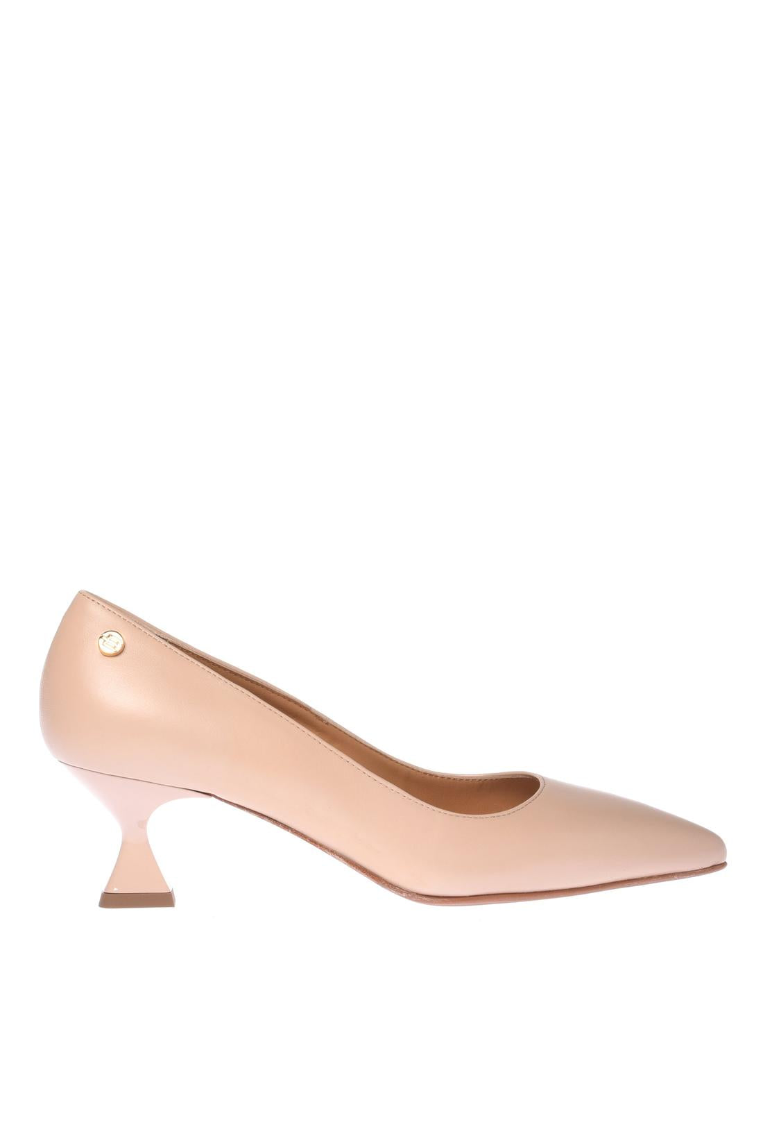Pumps in nude nappa leather