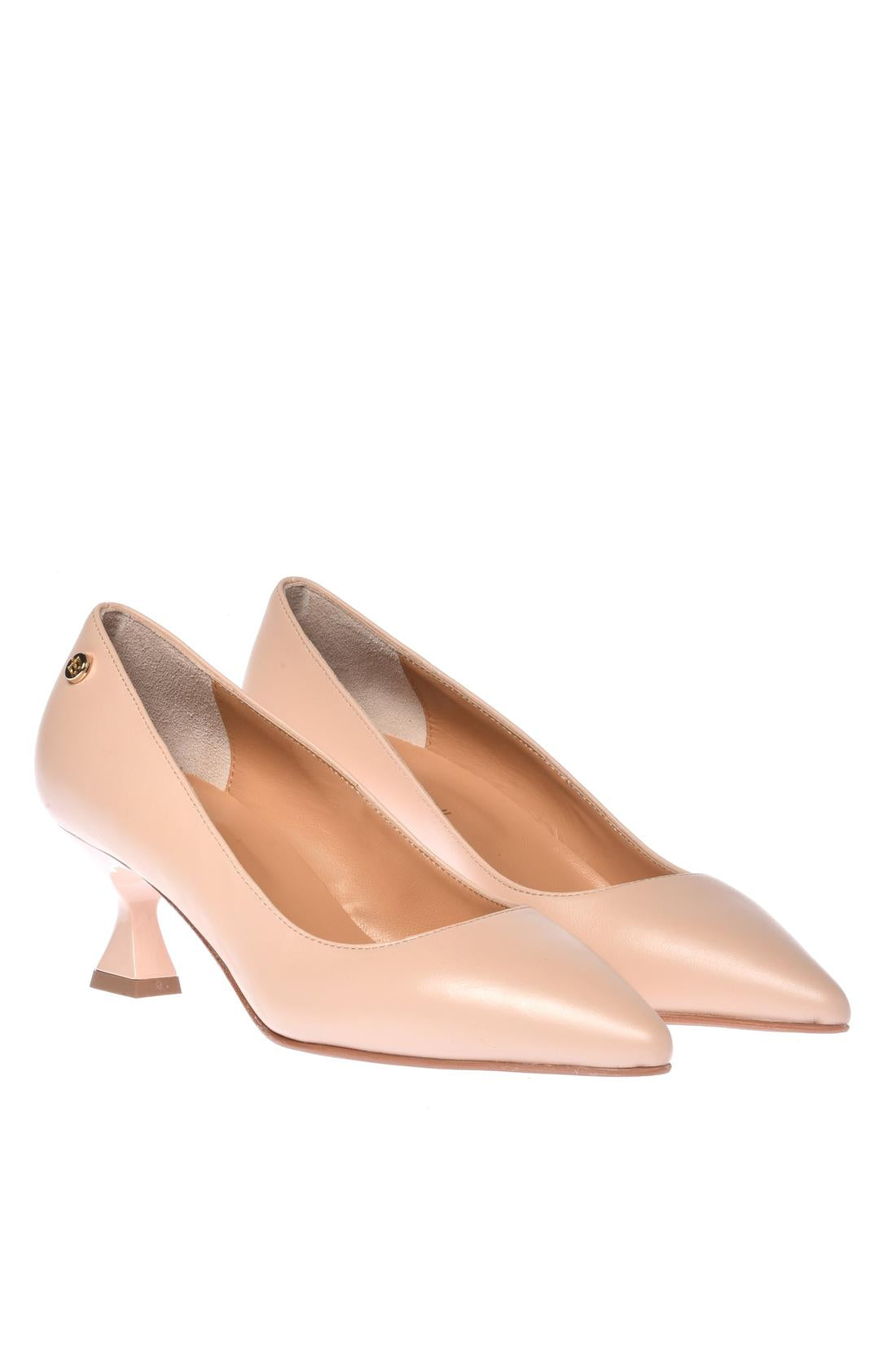 Pumps in nude nappa leather