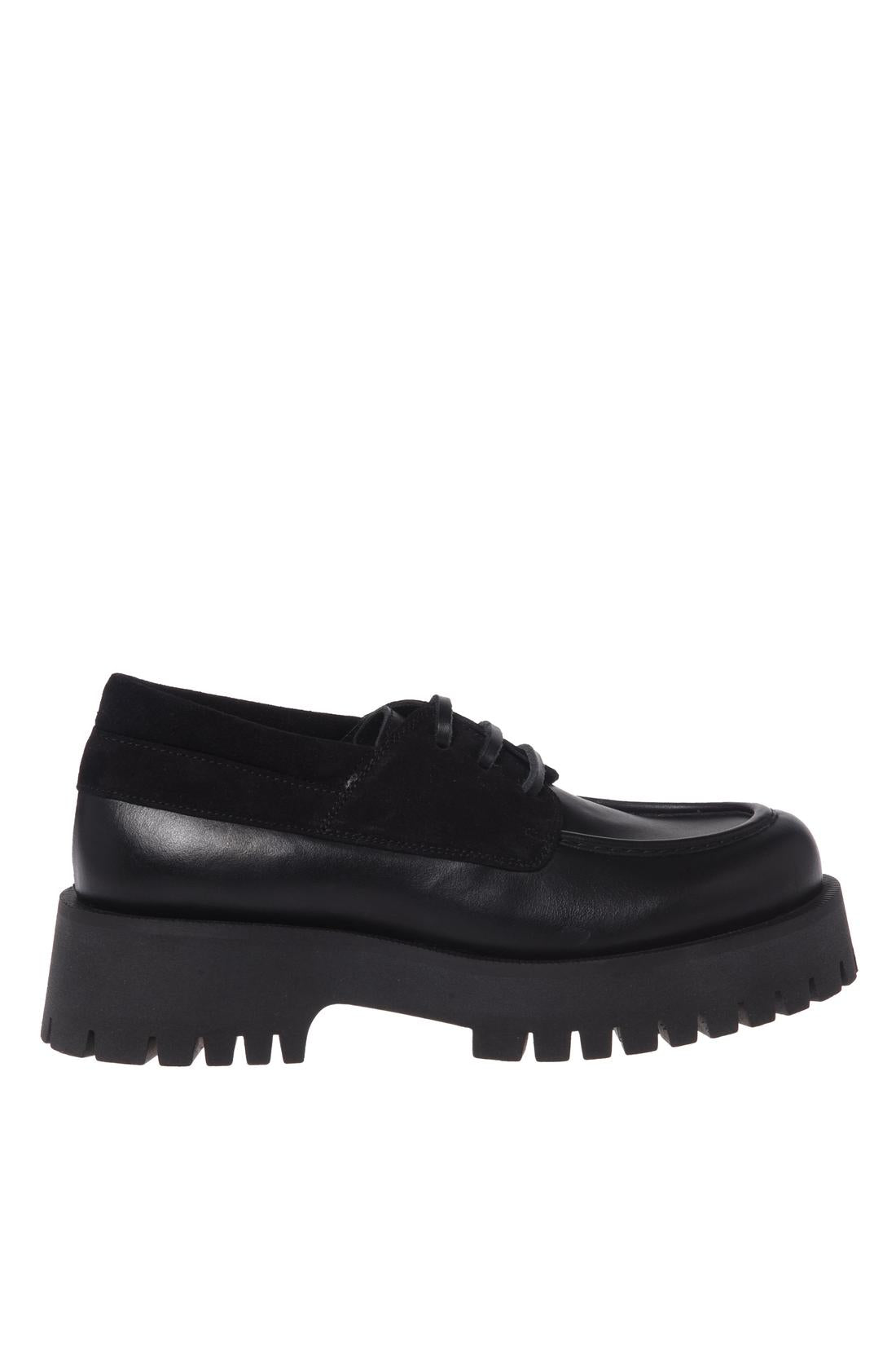 Baldinini-Black leather lace-ups-Flache Schuhe-Black-Deal-Outlet-by-ARCHIVIST