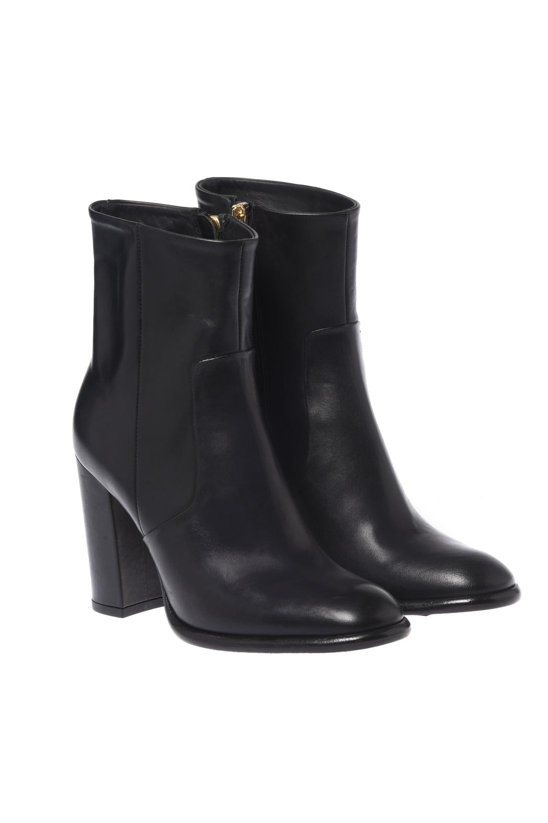 Baldinini-Black Nappa leather ankle boots-Stiefel & Stiefeletten-Black-Deal-Outlet-by-ARCHIVIST