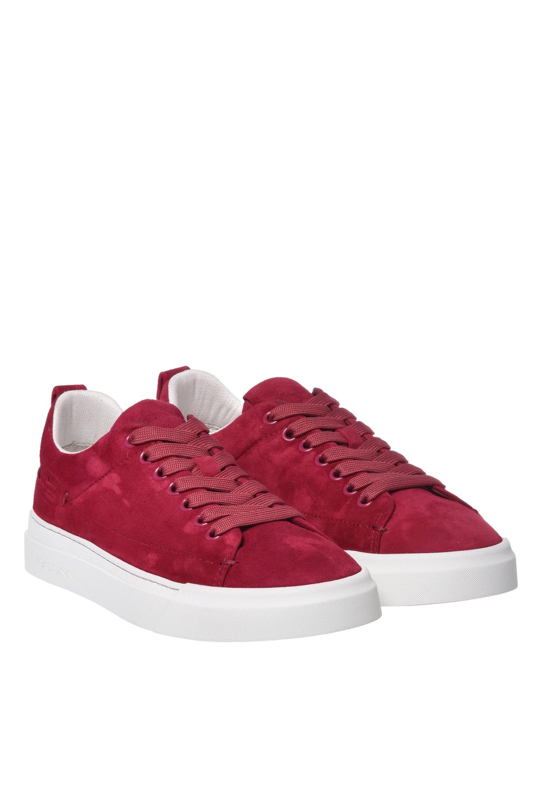 Fuchsia suede sneaker