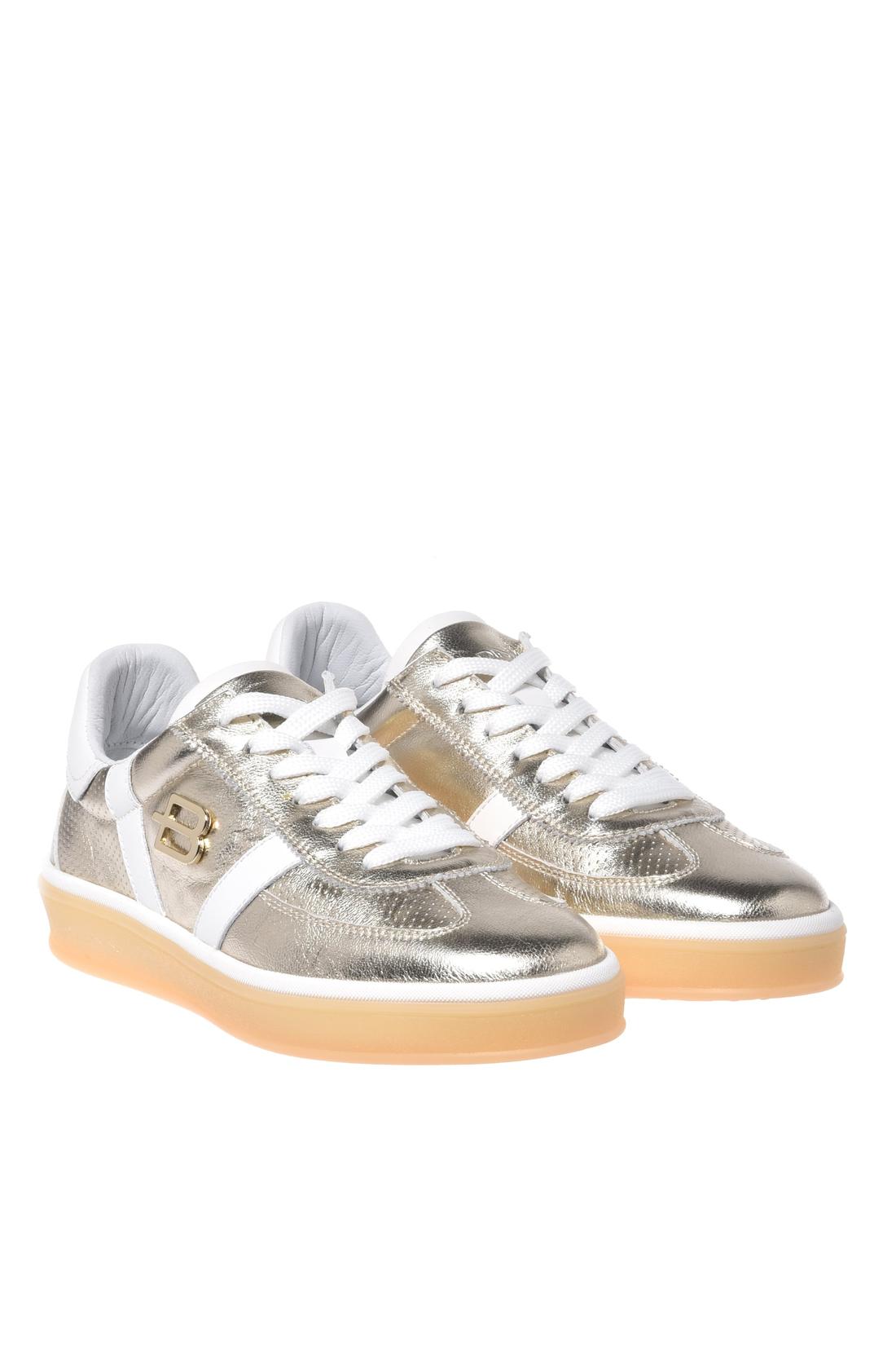 Light gold laminated leather sneaker